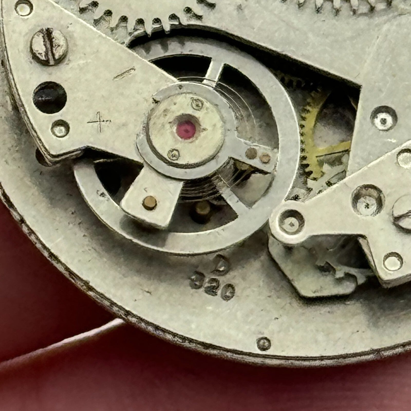 31.2mm Lucerne Burgana D320 Earth Blue Dial Watch Movement Swiss Vintage PARTS
