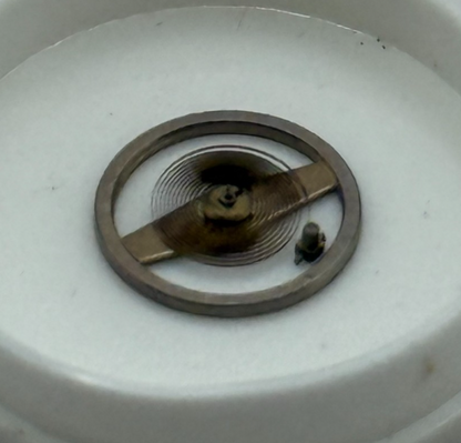 BRAC 2021 Balance Wheel Complete And Spring 5¼’’’ 69 M Watch Movement Parts NOS