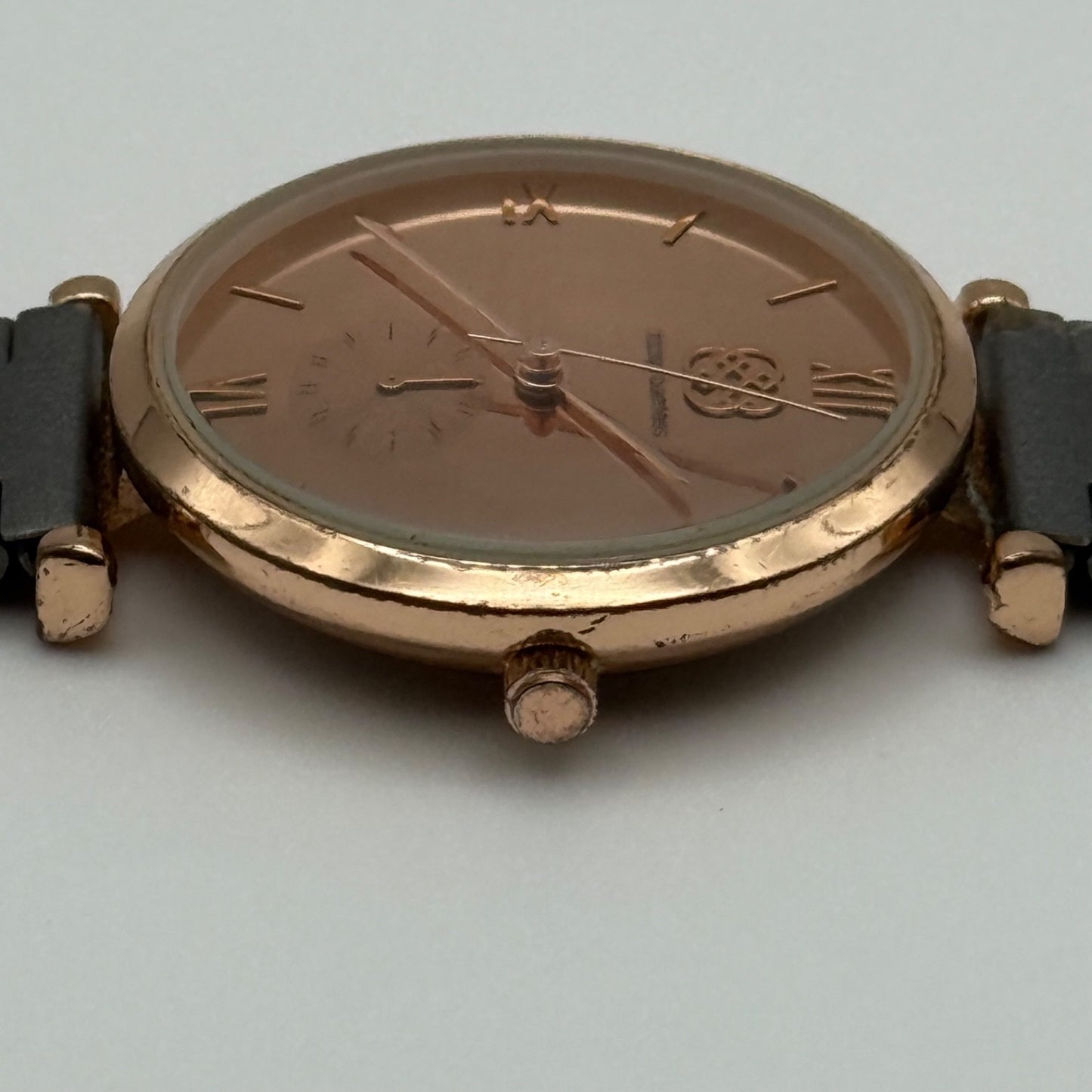 Working Daisy Fuentes Sub Seconds Ladies 33mm Quartz Watch DF145RGGY New Battery