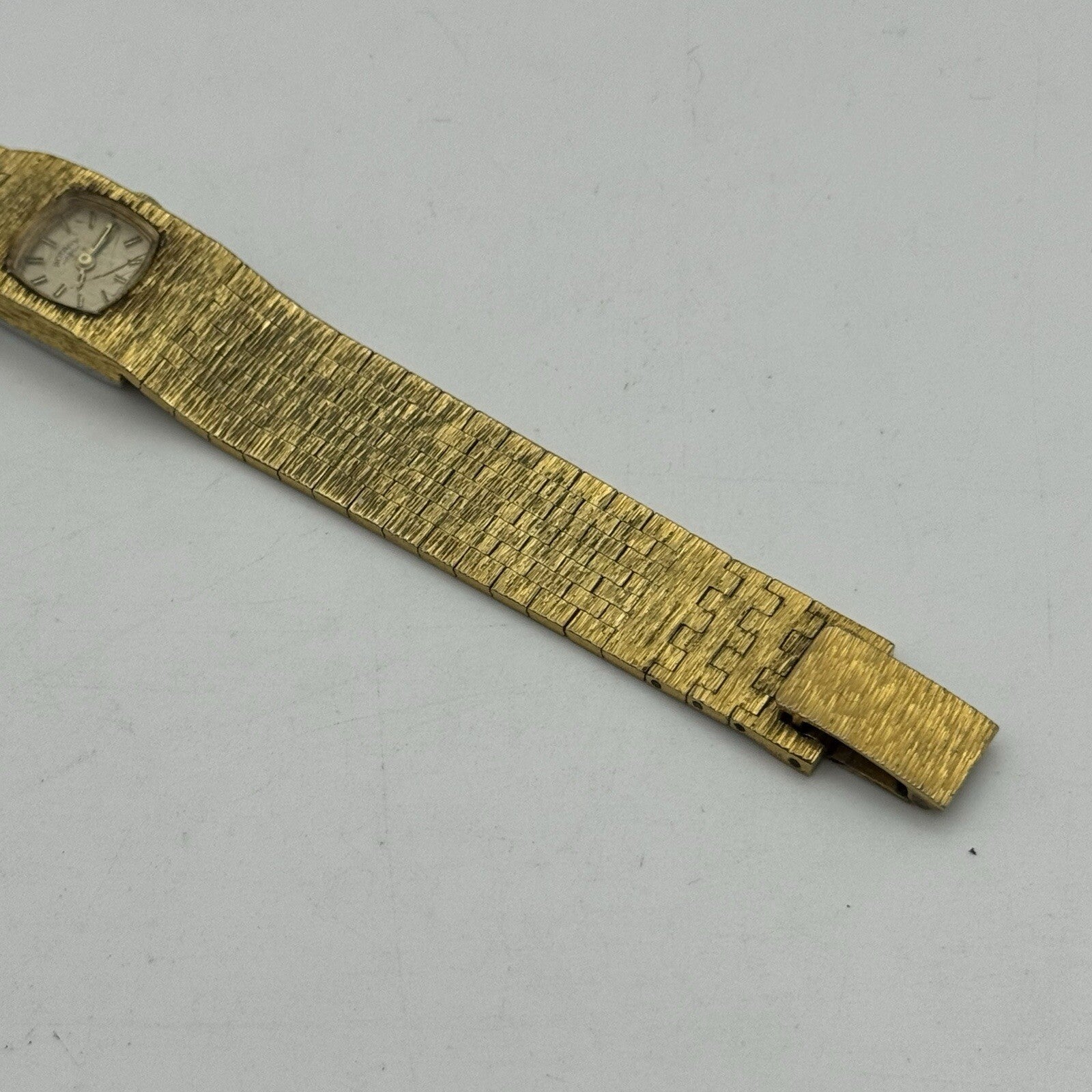 15mm Ladies Rotary Gold Plated Manual Wind Swiss Vintage Watch REQUIRES SERVICE
