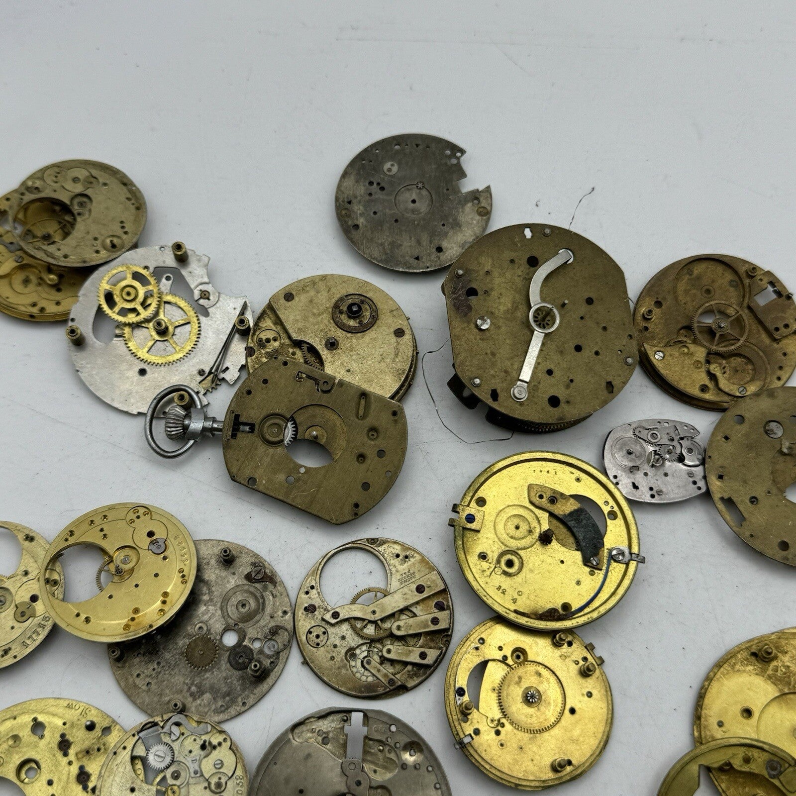 500 Grams Job Lot Of  Pocket Watch Movements Parts For Spares / Repairs / Parts