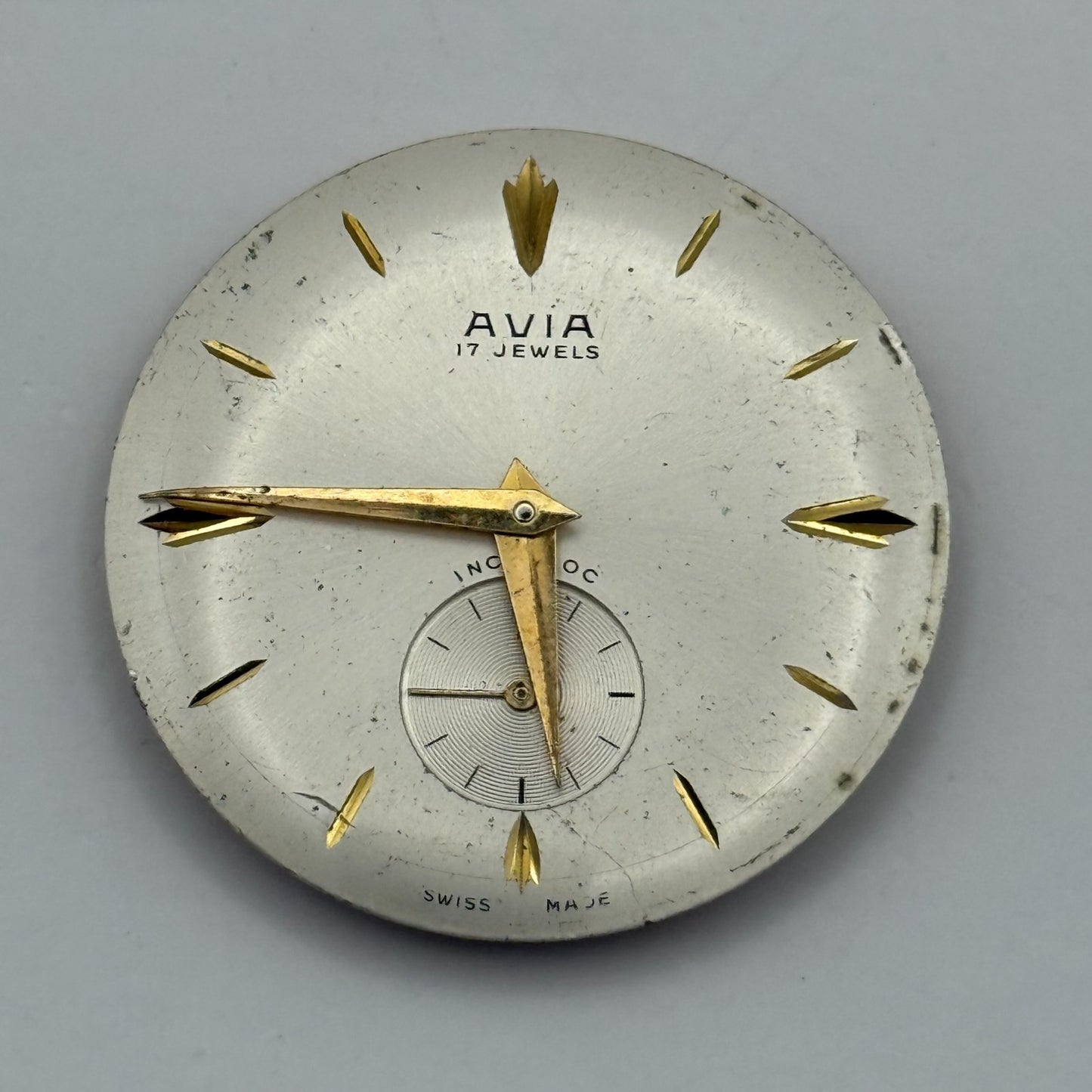 Peseux 320 Watch Movement Avia Manual Wind Vintage Swiss 17 Jewels Parts 30.4mm