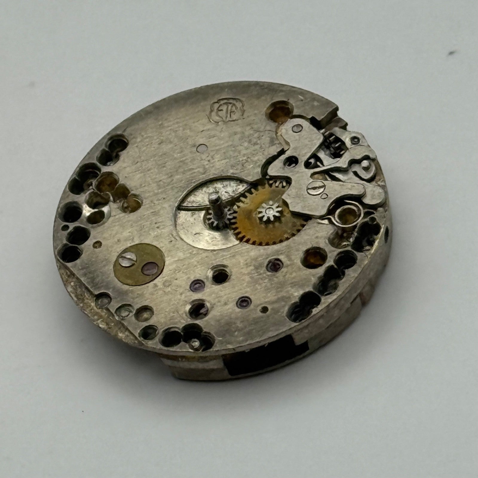 ETA 790 Watch Movement Manual Wind Vintage Swiss Incomplete Parts Repair 19.7mm