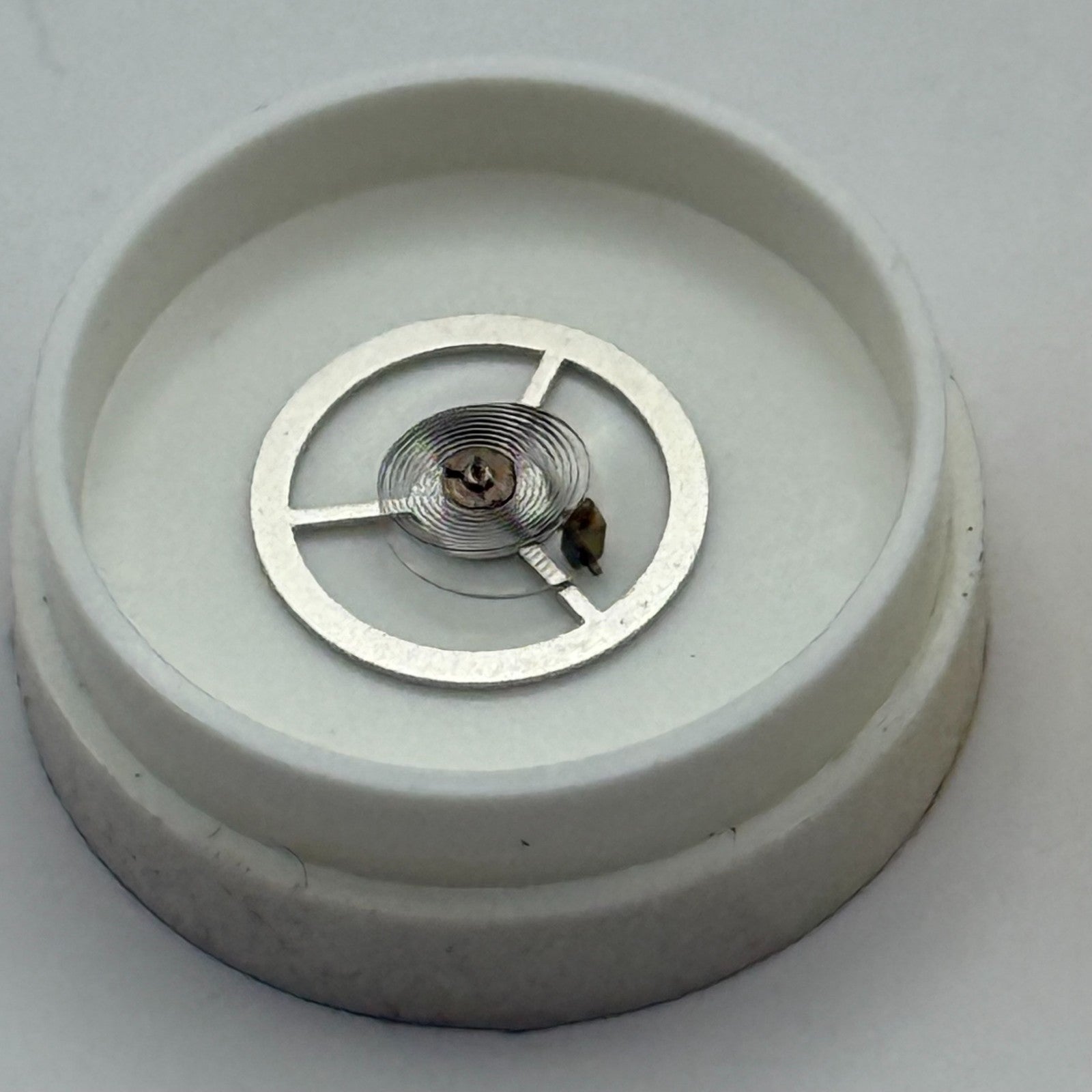 EB 8350 8354 8356 Balance Complete 8 3/4''' Renata 1510 M Watch Movement DAMAGED