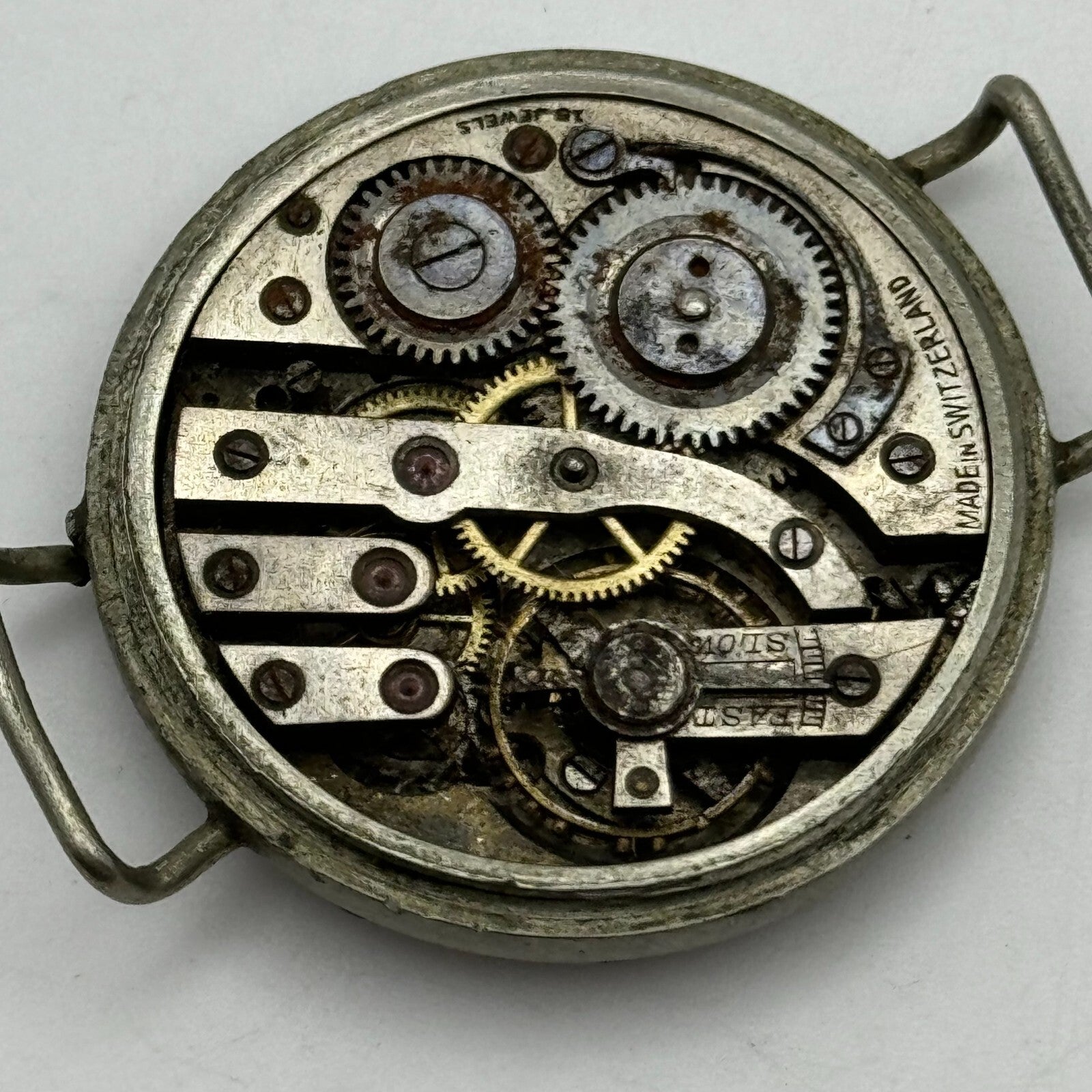 33.6mm Unidentified 15 Jewels Men's Trench Watch Movement Manual Wind PARTS