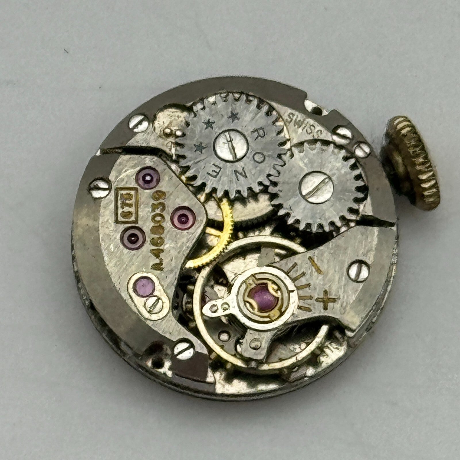15.5mm Ladies Rone 675 ETA 2410 Manual Wind Watch Movement Swiss Vintage PARTS