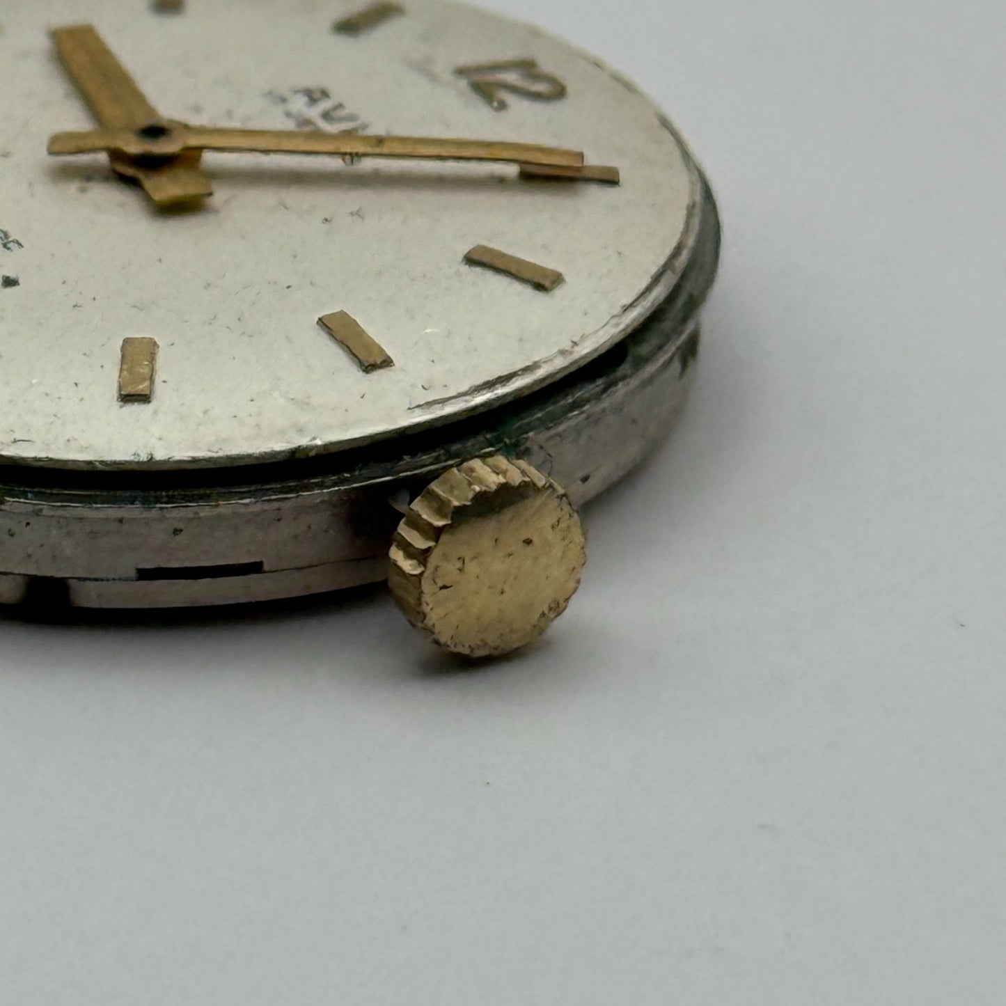 FHF ST 96 Watch Movement Avia Manual Wind Vintage Swiss Parts Repair 25.9mm
