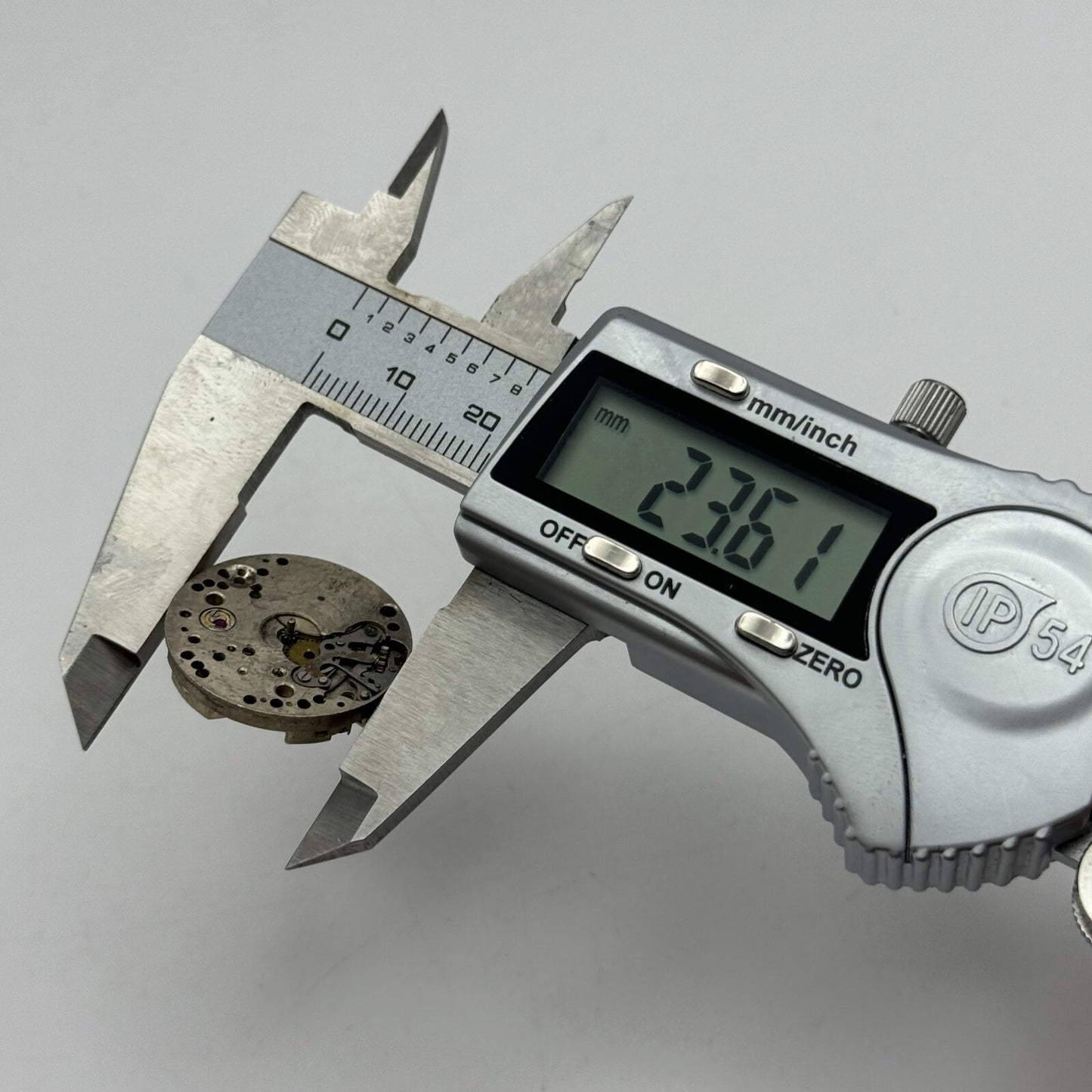 23.6mm FHF 37 Swiss 15 Jewels Manual Wind Watch Movement Vintage PARTS SPARES