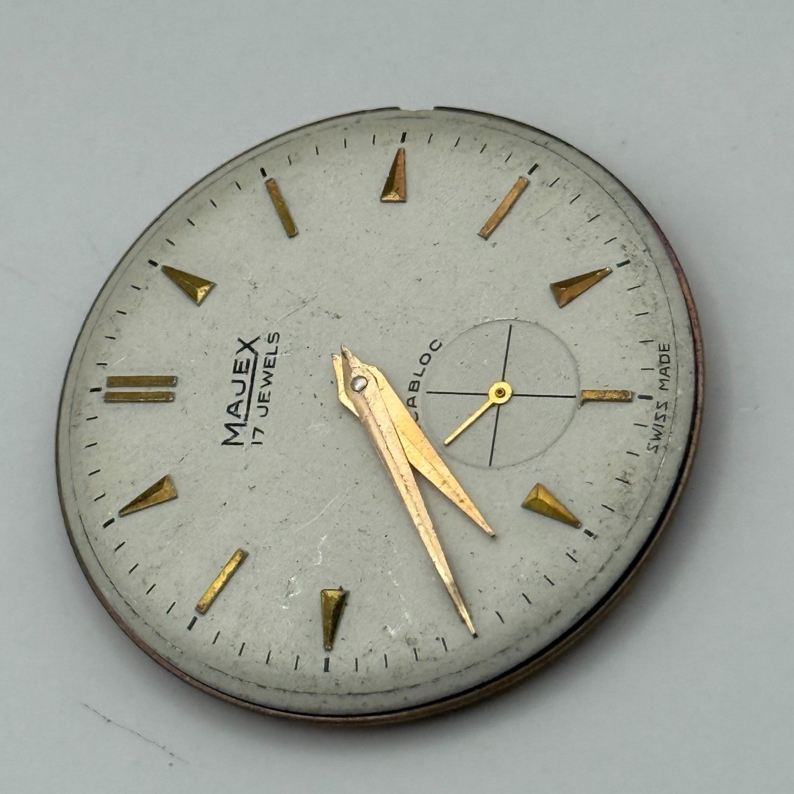 Majex Peseux 320 Watch Movement Manual Wind Vintage Swiss Parts Repair 30.9mm