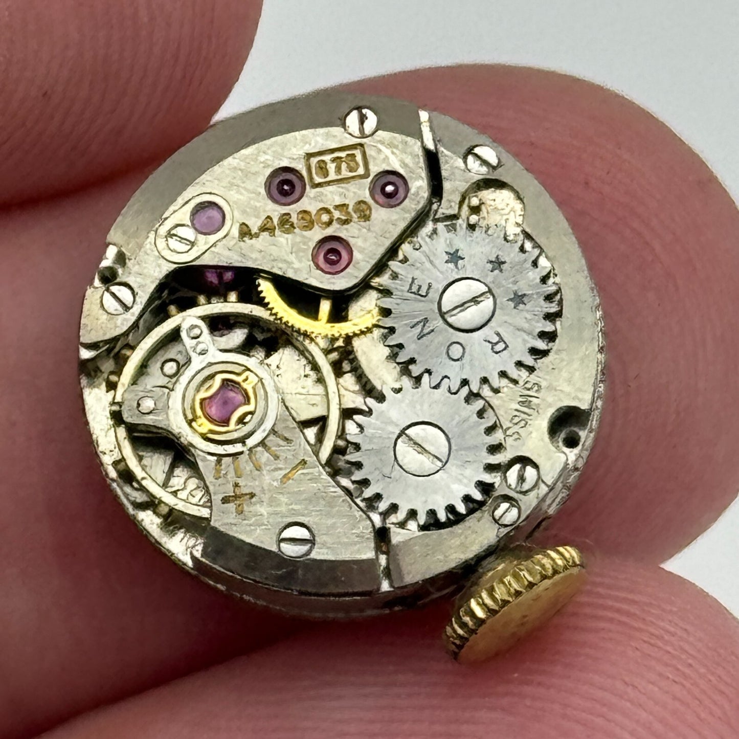 15.5mm Ladies Rone 675 ETA 2410 Manual Wind Watch Movement Swiss Vintage PARTS