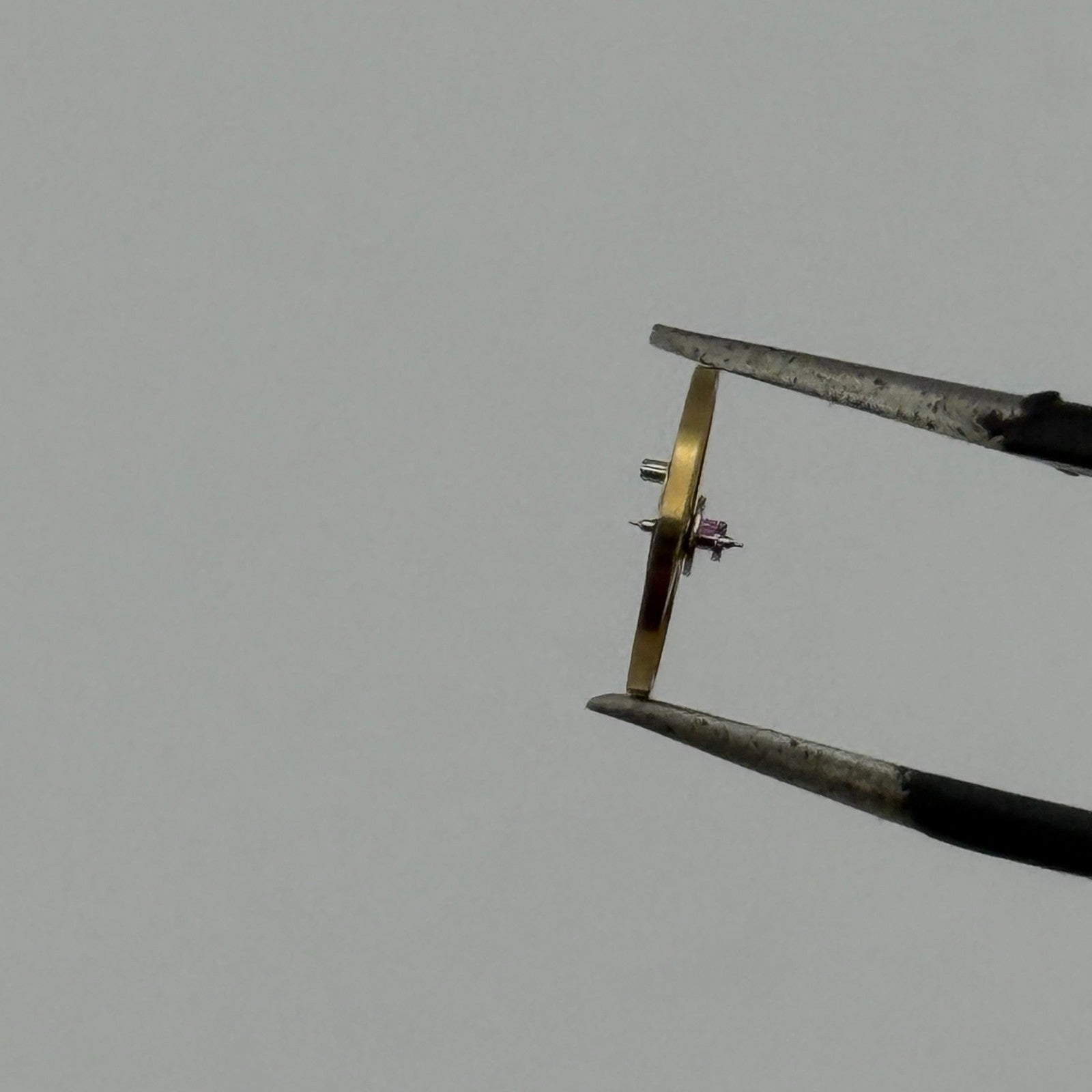 FHF 34-21 Balance Wheel Complete And Spring  1640 M Watch Movement Parts NOS