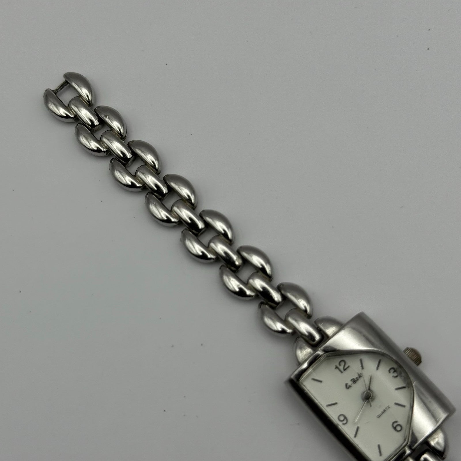 G-Body Time Ladies Quartz Watch White Dial Silver Tone Bracelet Working 19mm