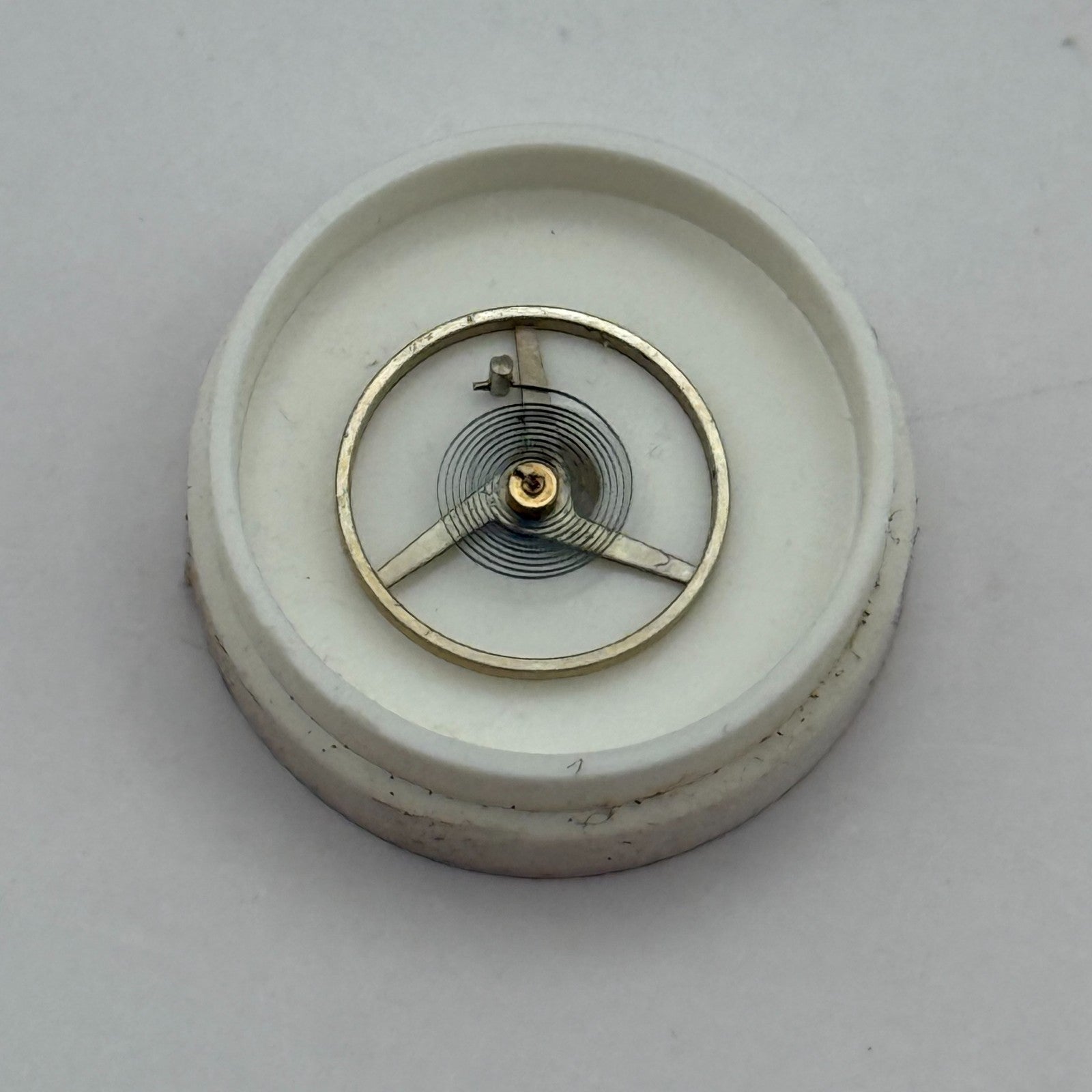 FHF 70 Balance Wheel Complete And Spring  10½’’’ 201 M Watch Movement Parts NOS