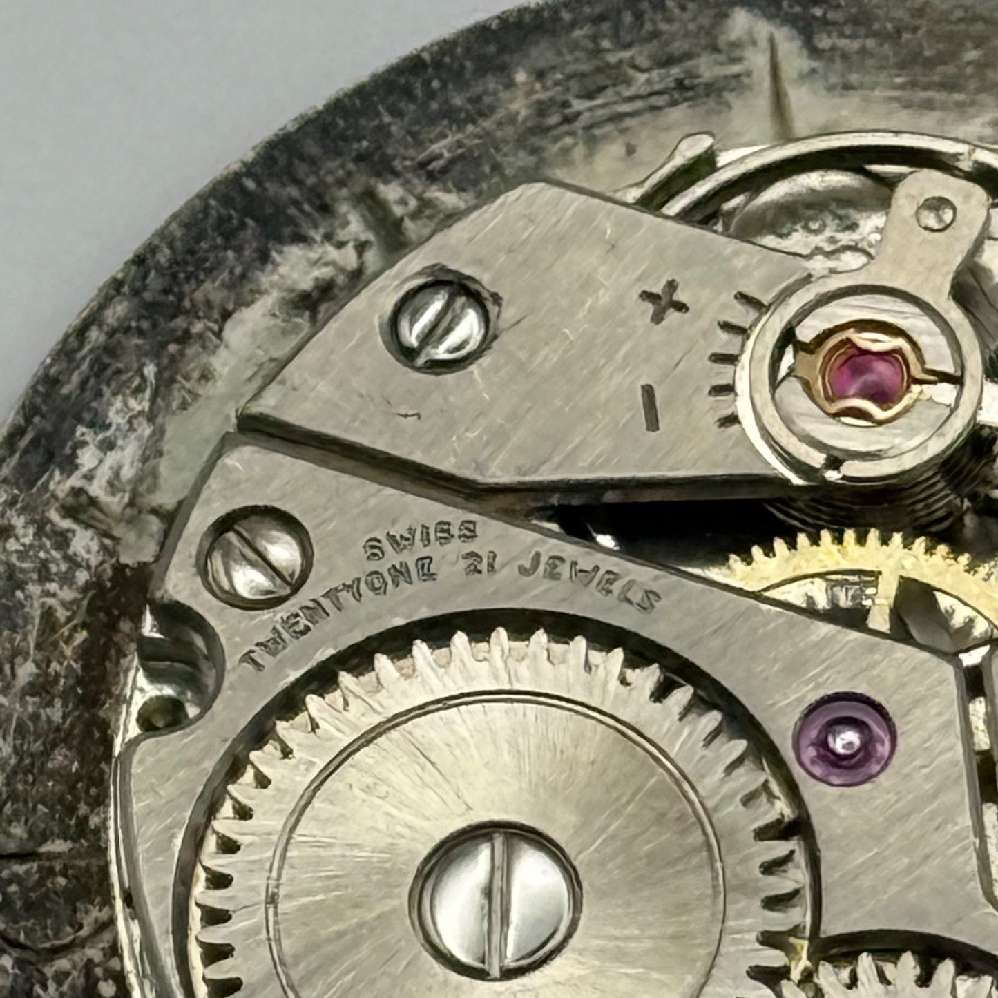 Peseux P 320 Talis Watch Movement Manual Wind Vintage Swiss Parts Repair 23.5mm