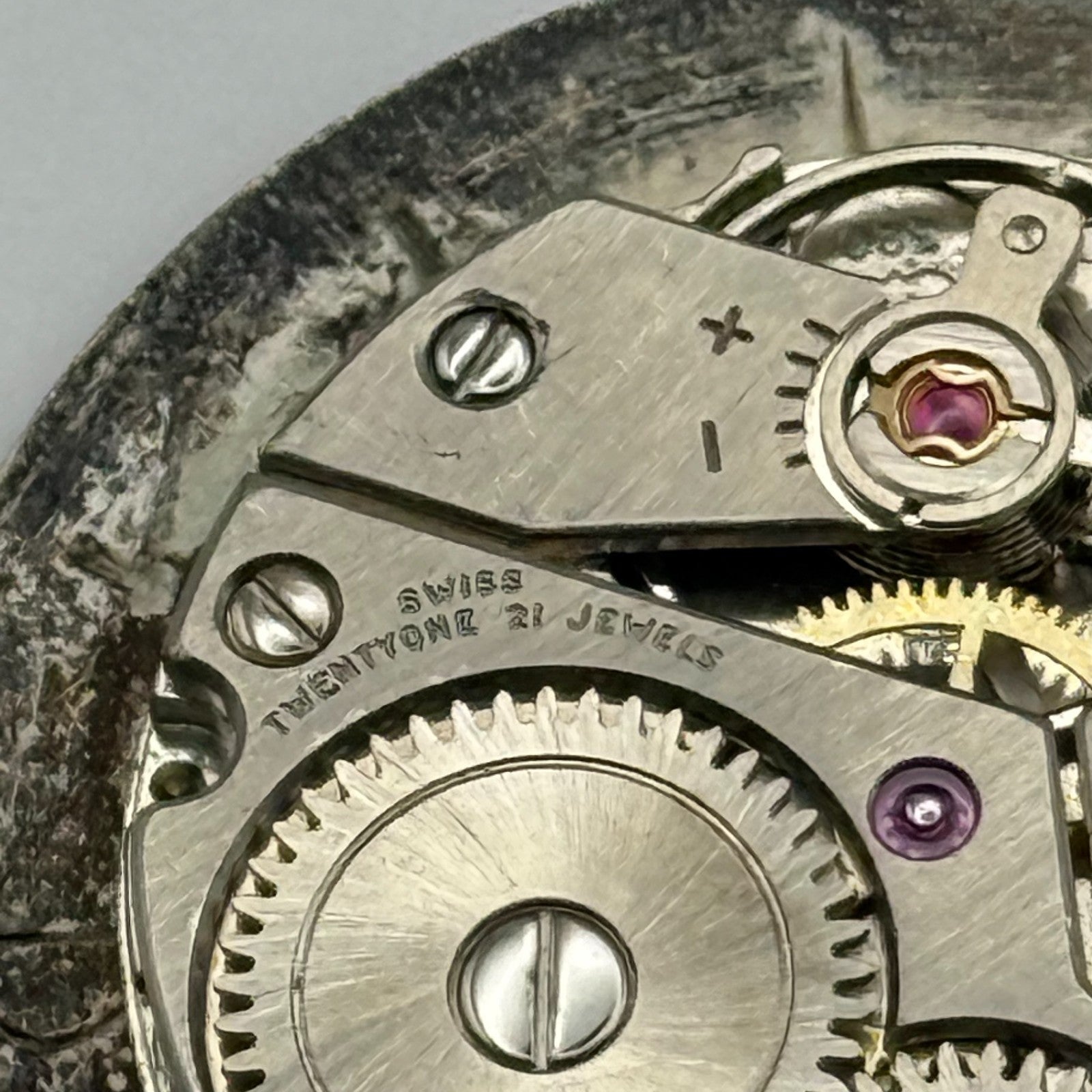 Peseux P 320 Talis Watch Movement Manual Wind Vintage Swiss Parts Repair 23.5mm