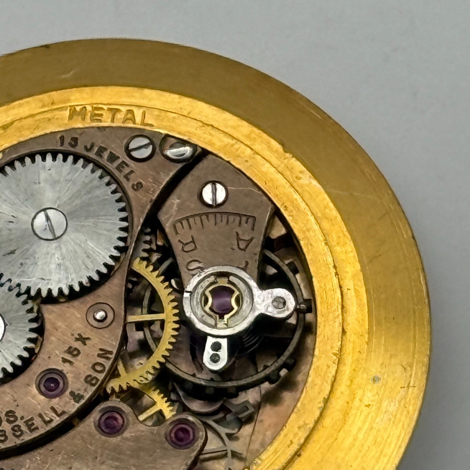 Buser 15A Thomas Russell & Son Watch Movement Running Manual Wind Parts 29.8mm