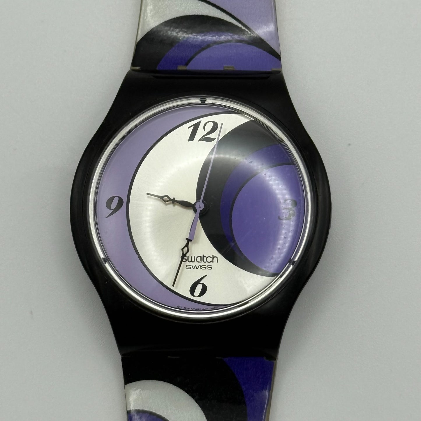 2005 Swatch Jelly in Jelly Purple Mystery SUJB101 Quartz Watch + Box 36mm