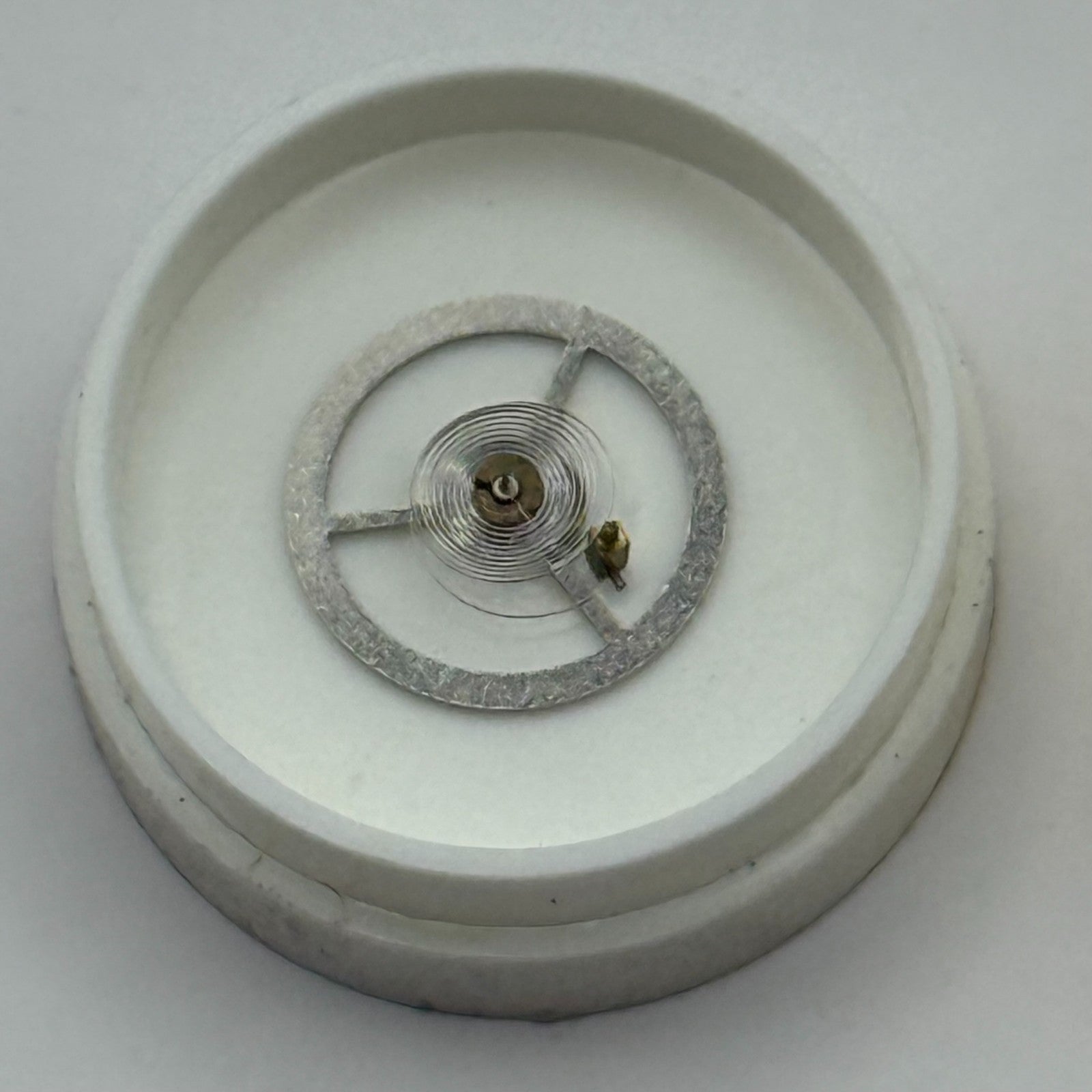 EB 8350 8354 8356 Balance Complete 8 3/4''' Renata 1510 M Watch Movement DAMAGED
