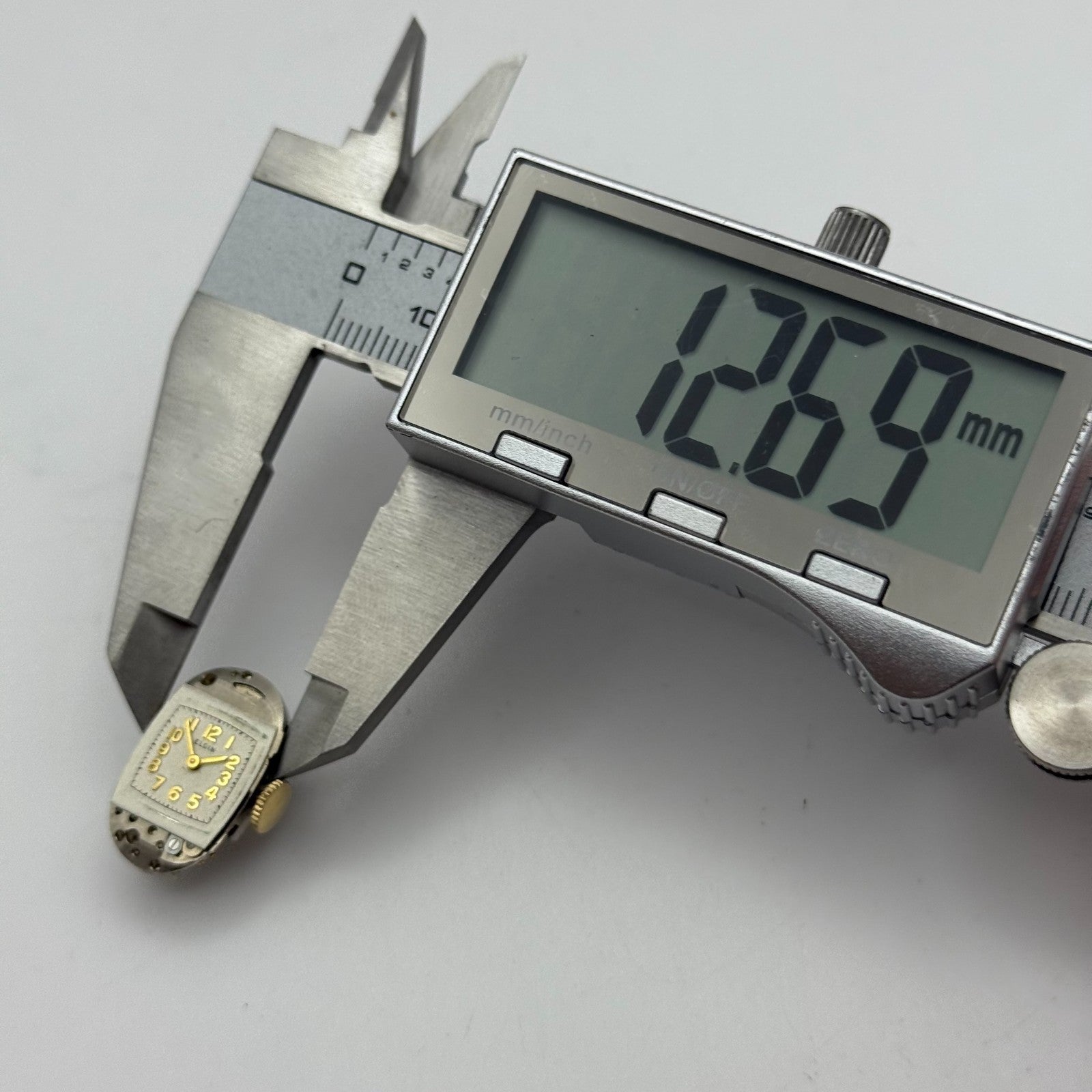 RUNNING 1945 Vintage 21/0s Elgin 541 Model 2 American Watch Movement FOR PARTS