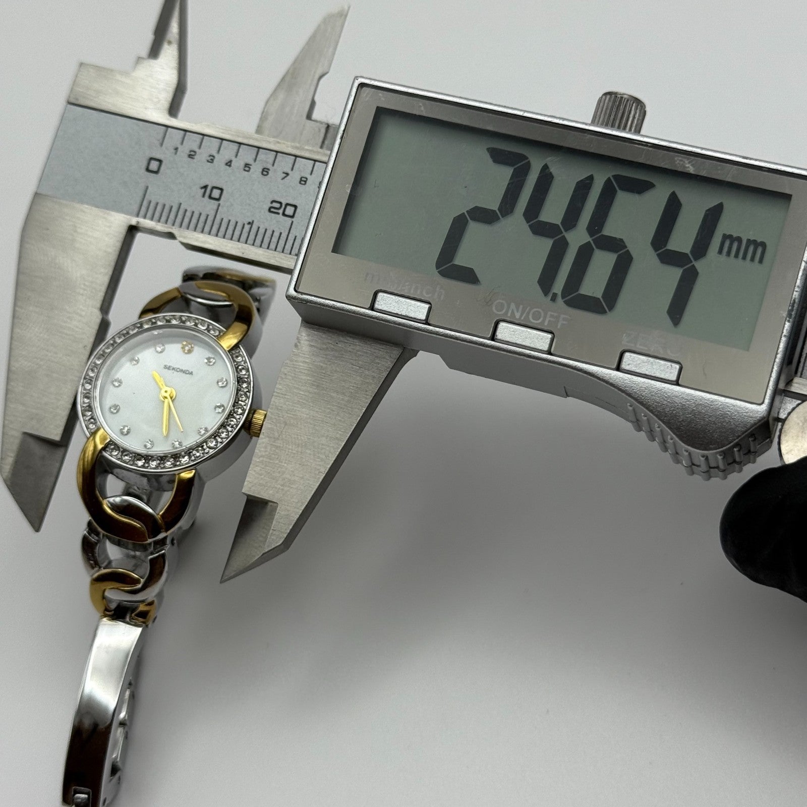 22mm Working Ladies Sekonda Two Tone Jewelled Quartz Japan Watch 6.25 Inches