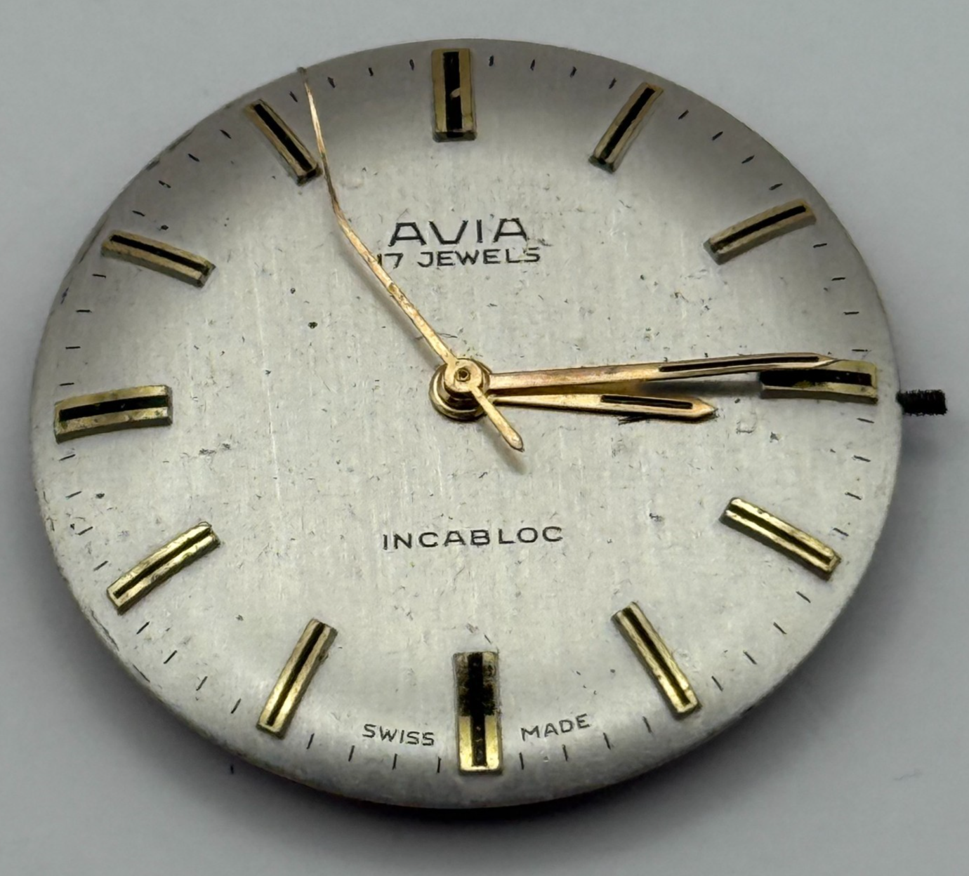 Avia ETA 2391 Watch Movement Manual Wind Vintage Swiss 17 Jewels Parts 25.7mm