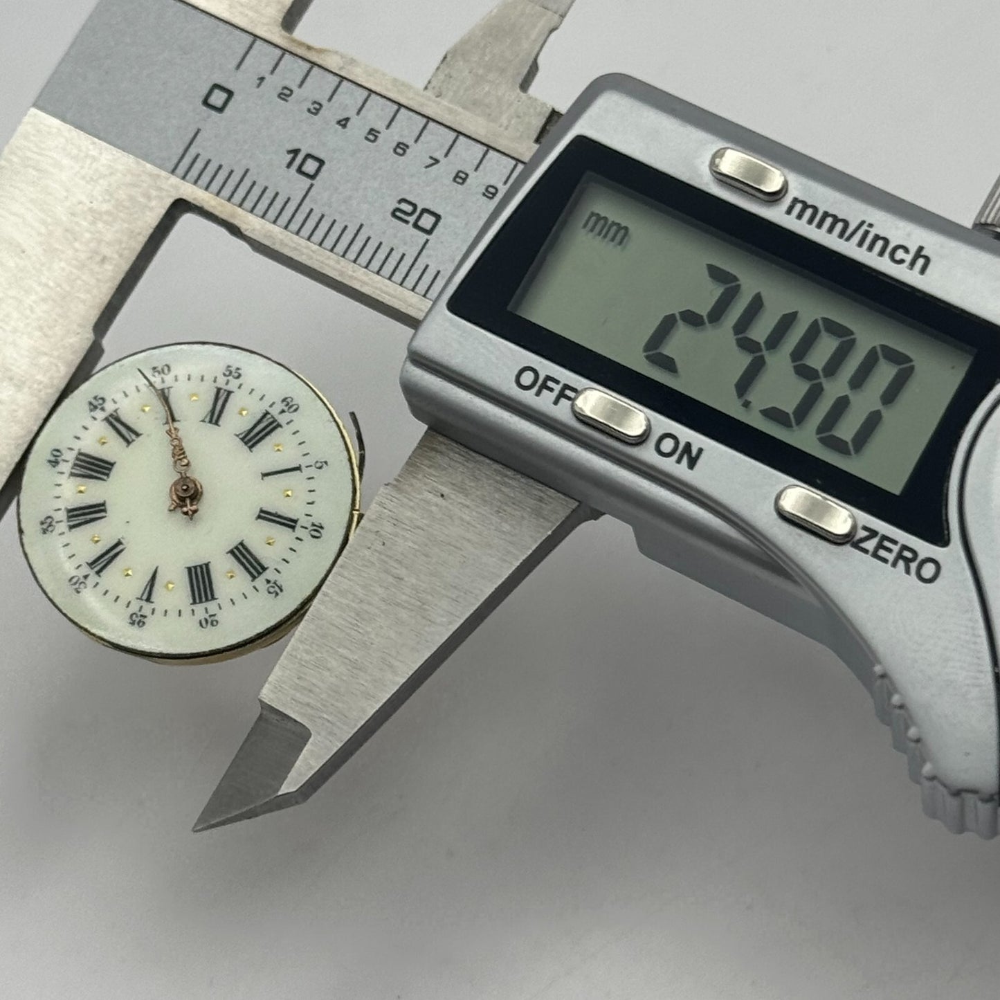 24.9mm Unidentified High Grade Manual Wind Watch Movement Vintage PARTS SPARES