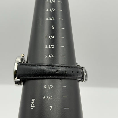 Lowrys Arm Ladies Quartz Watch White Dial Black Strap Japan Working 28mm