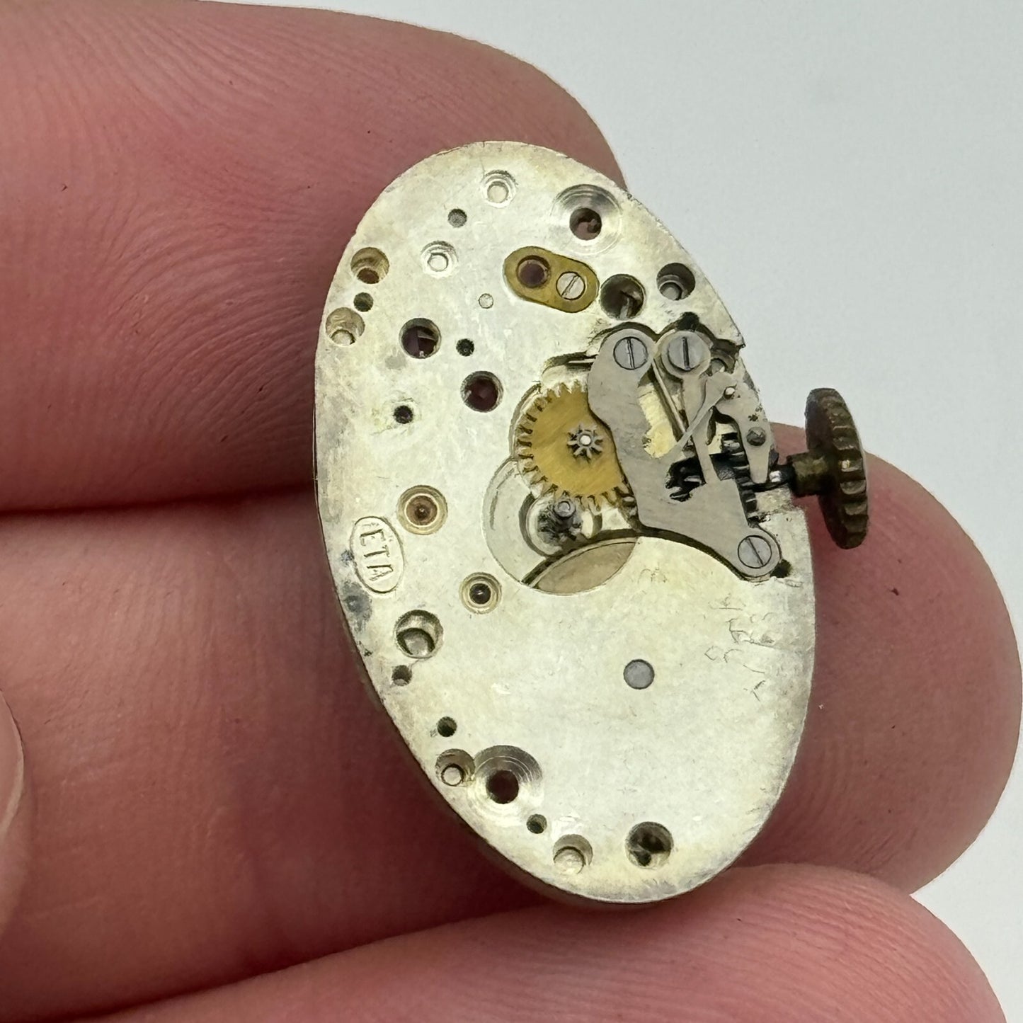 14.7mm ETA Oval 15 Jewels Swiss Manual Wind Watch Movement Vintage PARTS SPARES