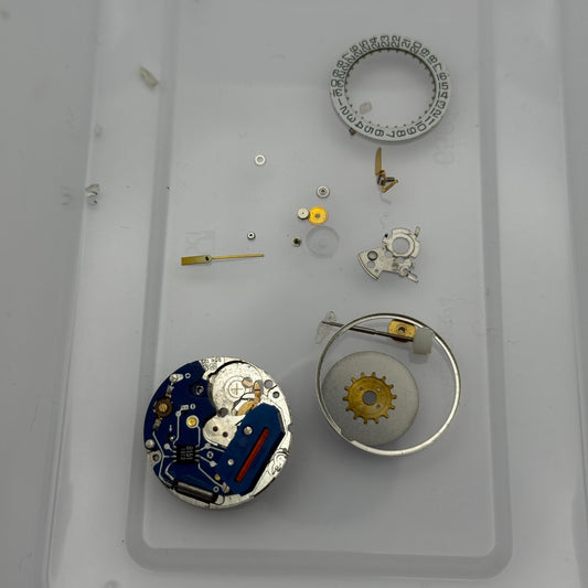 ETA ESA 954.122 Quartz Watch Movement Incomplete Swiss Vintage Parts