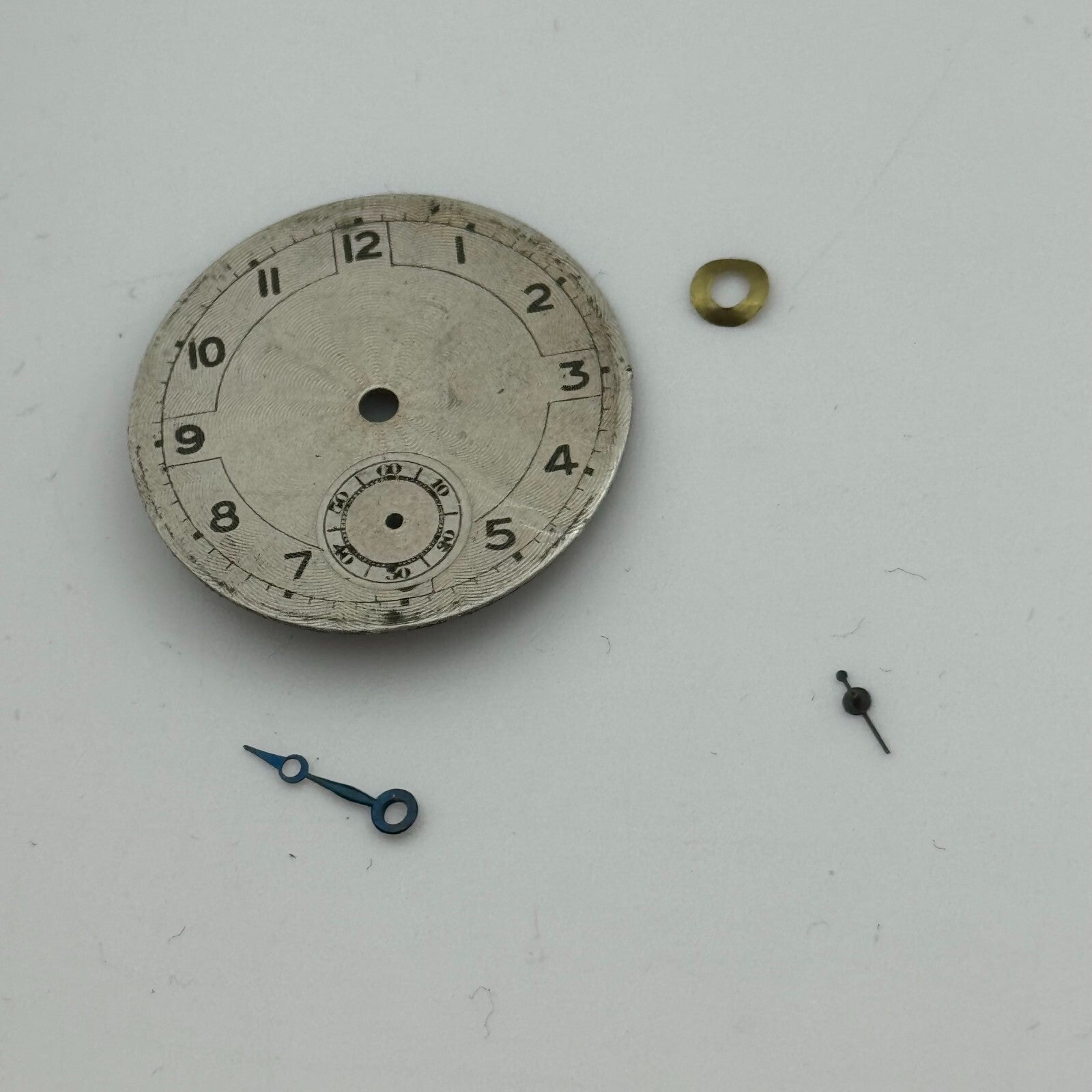 27.3mm Mens Unidentified 15 Jewels Trench Watch Movement Manual Wind Swiss PARTS