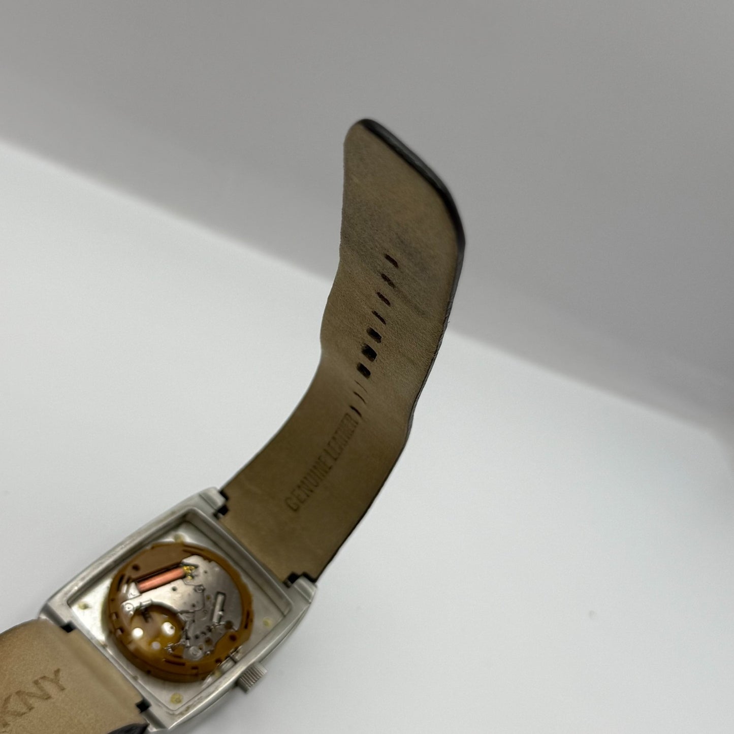 DKNY NY-1316 Quartz Watch Date Dial Black Leather Strap 34mm PARTS REPAIR