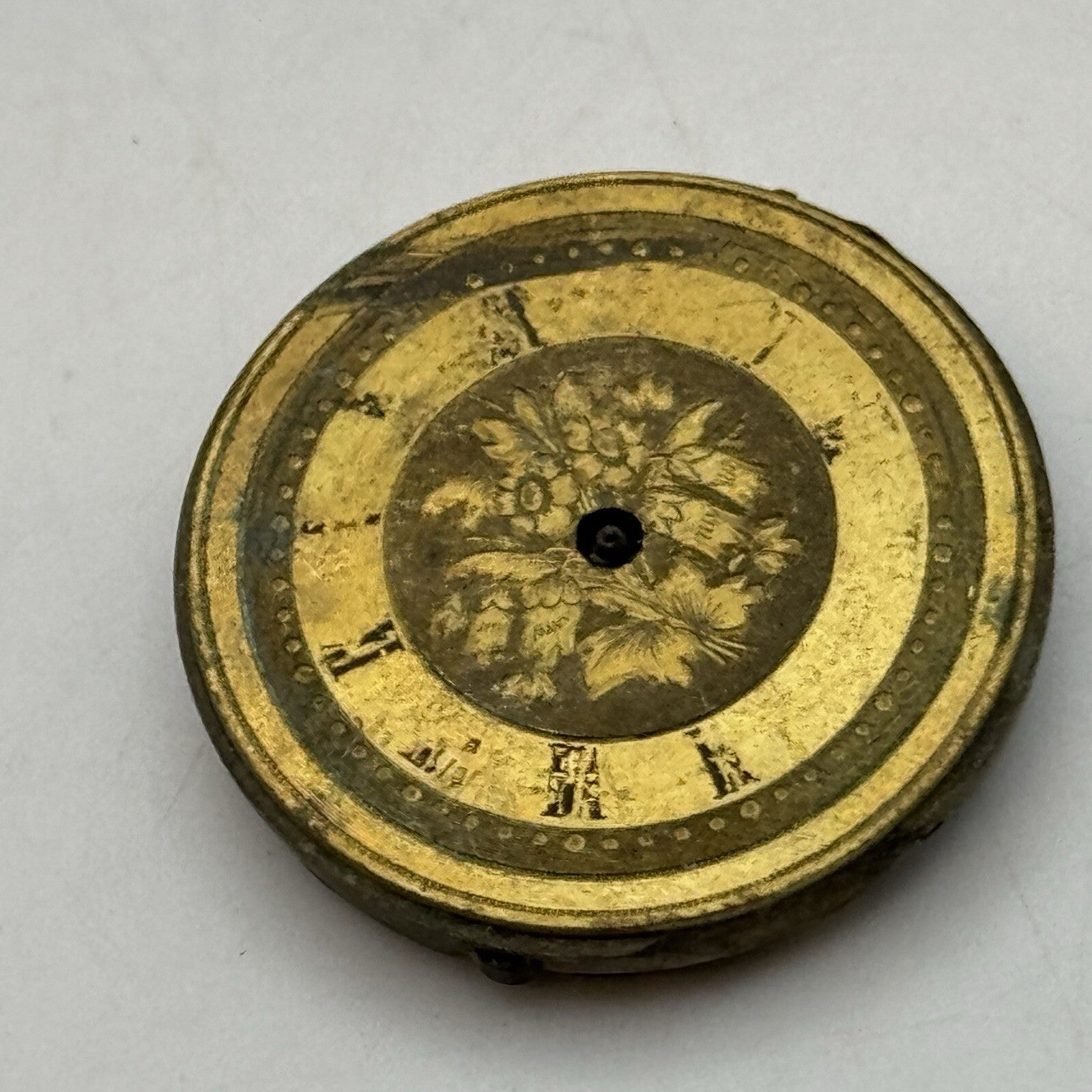 28.2mm Beautiful Gold Patterned Dial Cylinder Watch Movement For Parts Repair