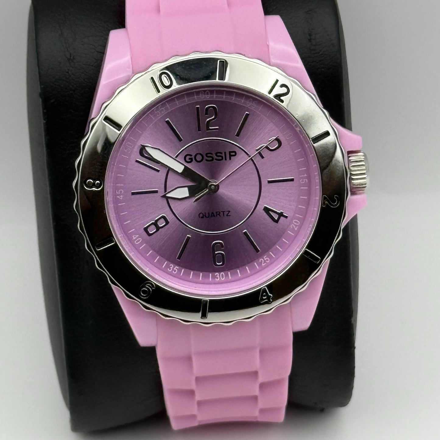 Gossip Ladies Quartz Watch Pink Dial Silver Tone Bezel Japan Working 39mm
