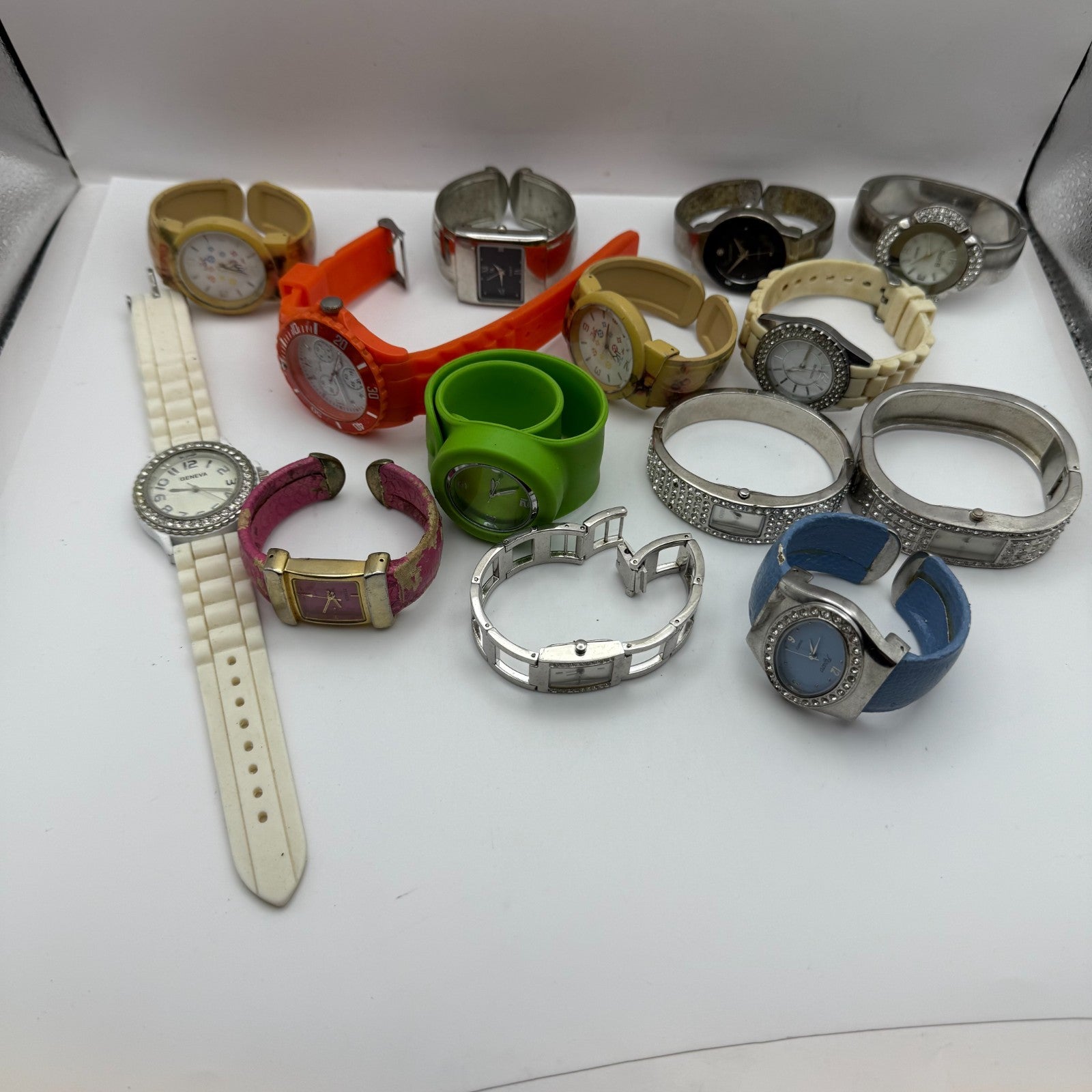 Large Bundle Of Vintage / Modern Quartz Watches Joblot UNTESTED PARTS REPAIR