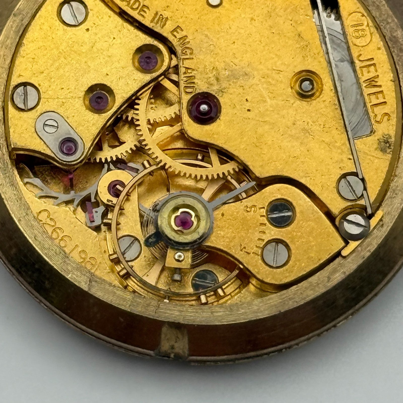 Smiths De Luxe 18 Jewels Watch Movement Manual Wind Vintage Parts Repair 32.3mm