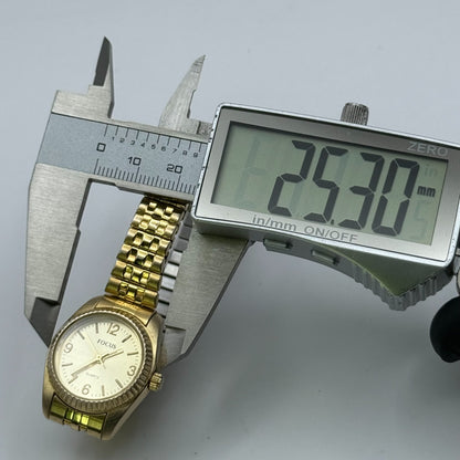 Focus Ladies Quartz Watch Gold Tone Expandable Band Steel Working 25mm