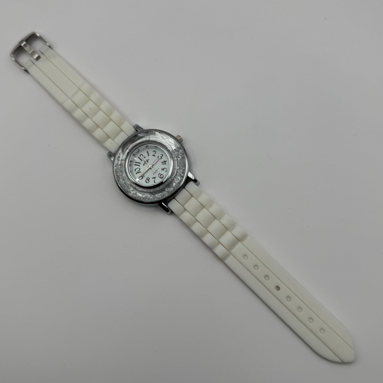 Ladies Fashion Quartz Watch Rhinestone Silver Tone White Strap Working 39mm