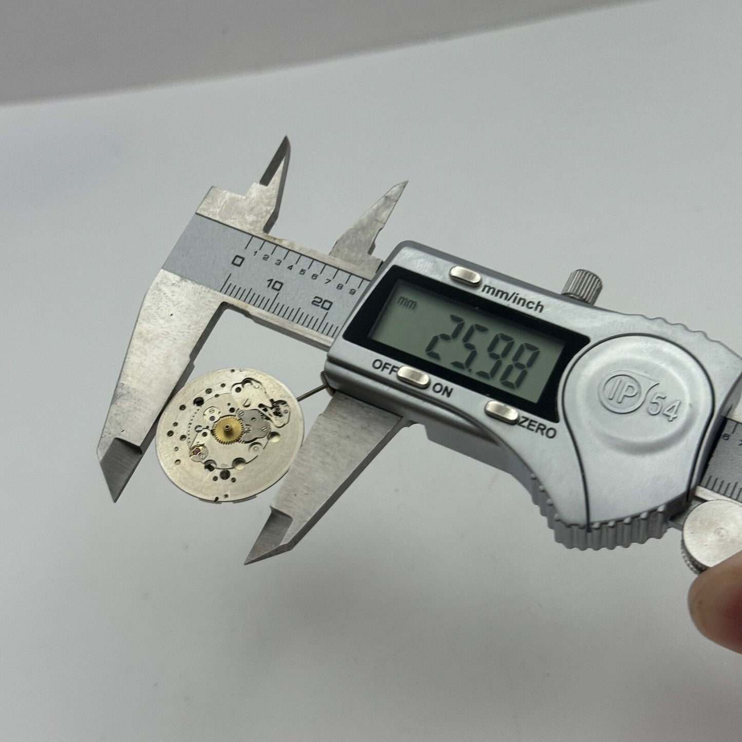 26mm Silvana Cal 240 17 Jewels Vintage Manual Wind Swiss Watch Movement PARTS