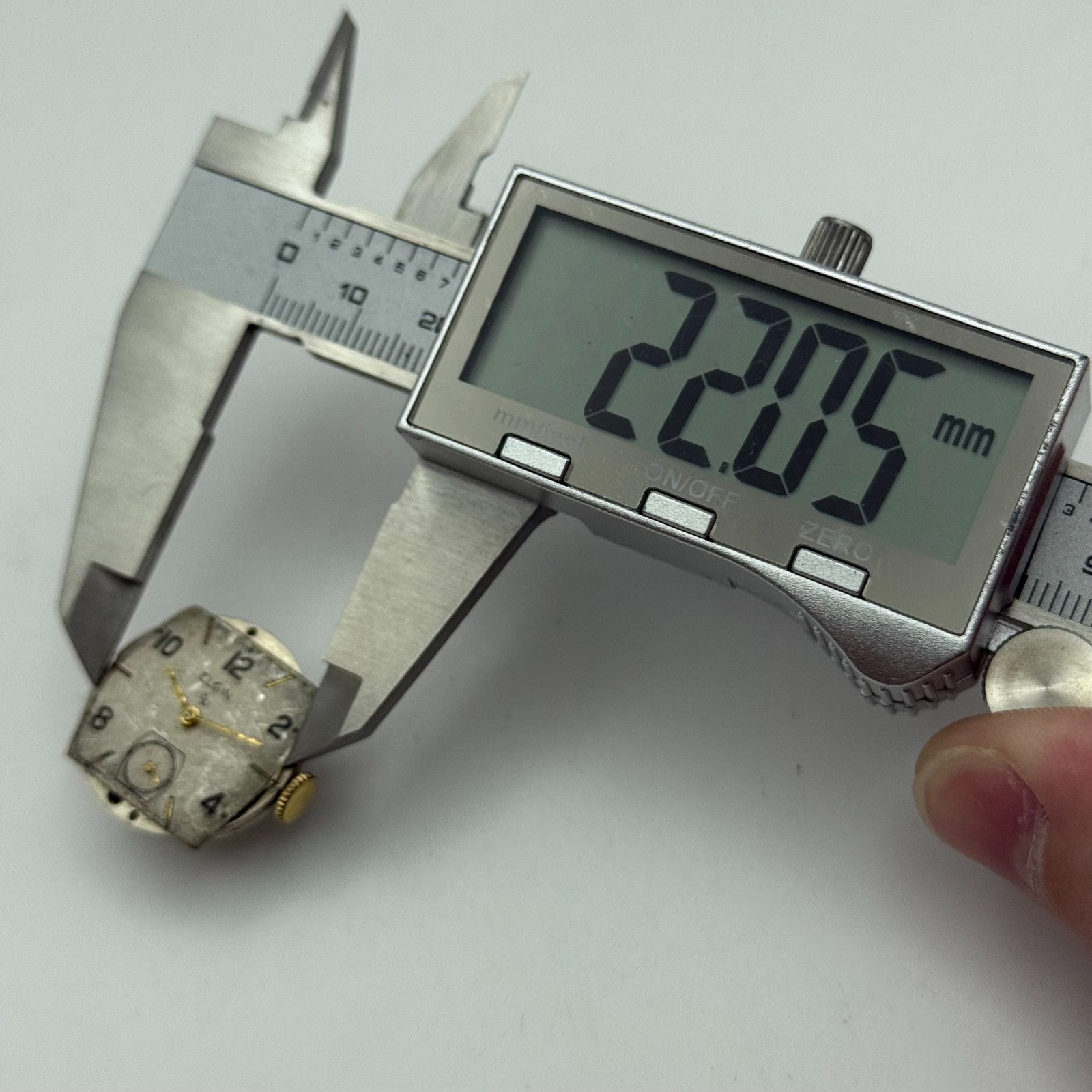 1942 Vintage 8/0s Elgin 554 Model 7 American Watch Movement PARTS REPAIR SPARES