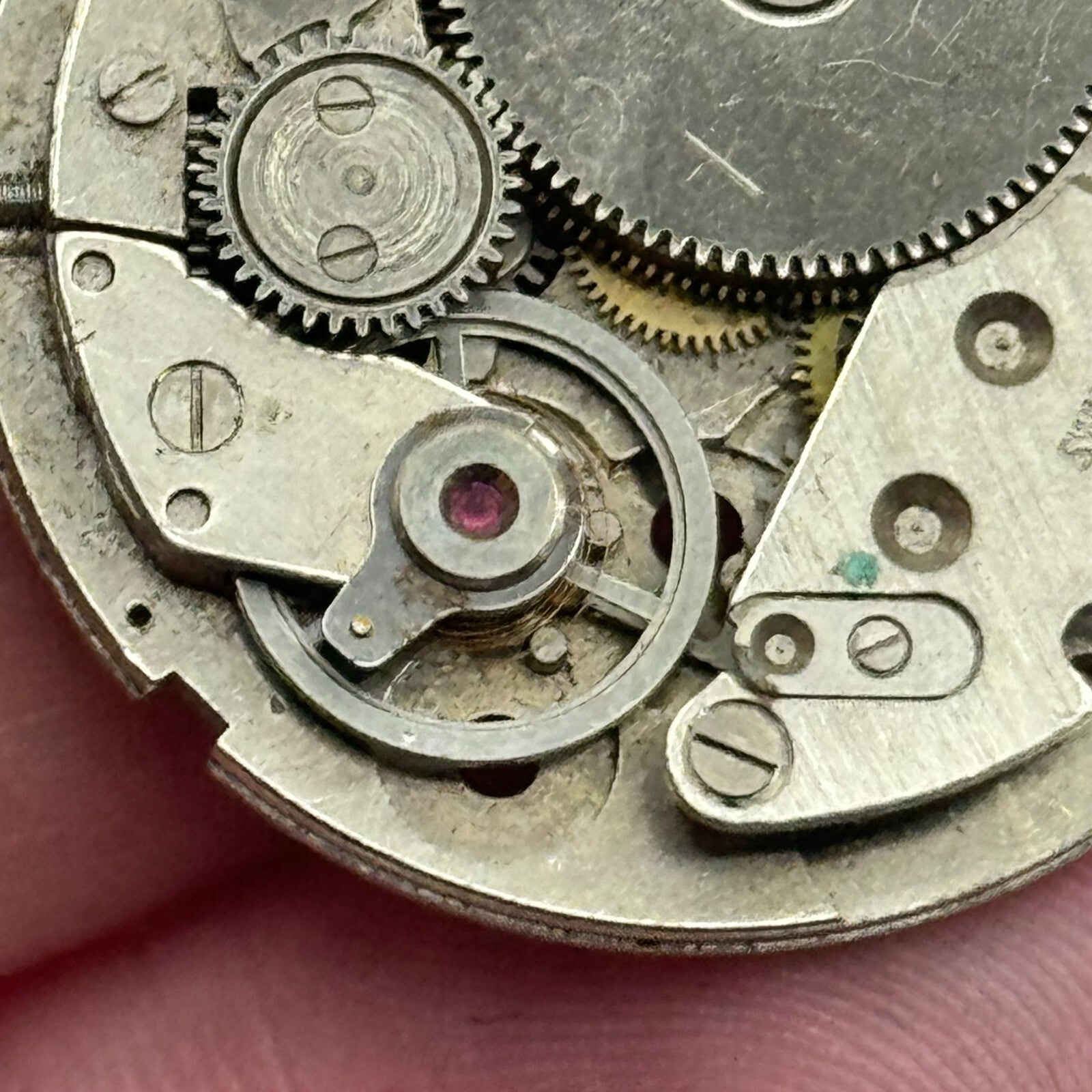 31.1mm Brac 196 Balance Intact Manual Wind 1 Jewel Watch Movement PARTS SPARES