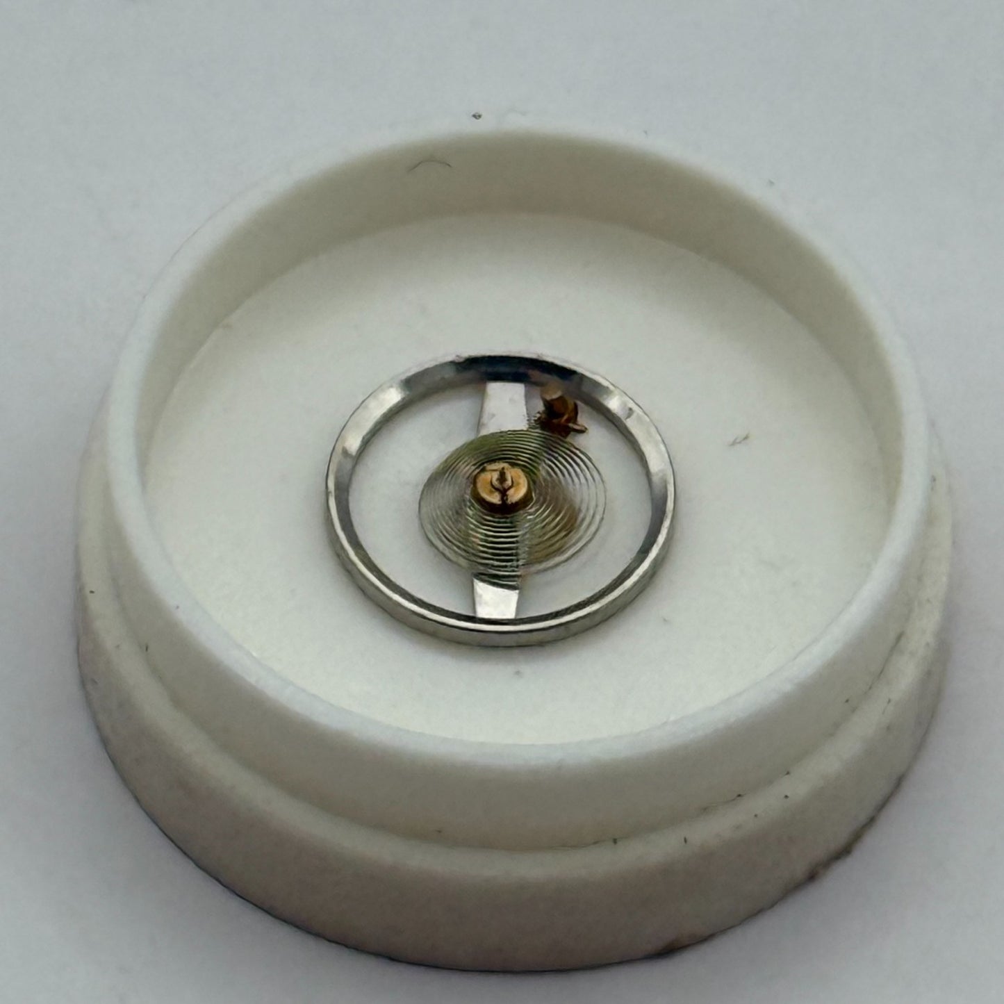 Balance Wheel Complete And Spring 1512 M Watch Movement Parts NOS