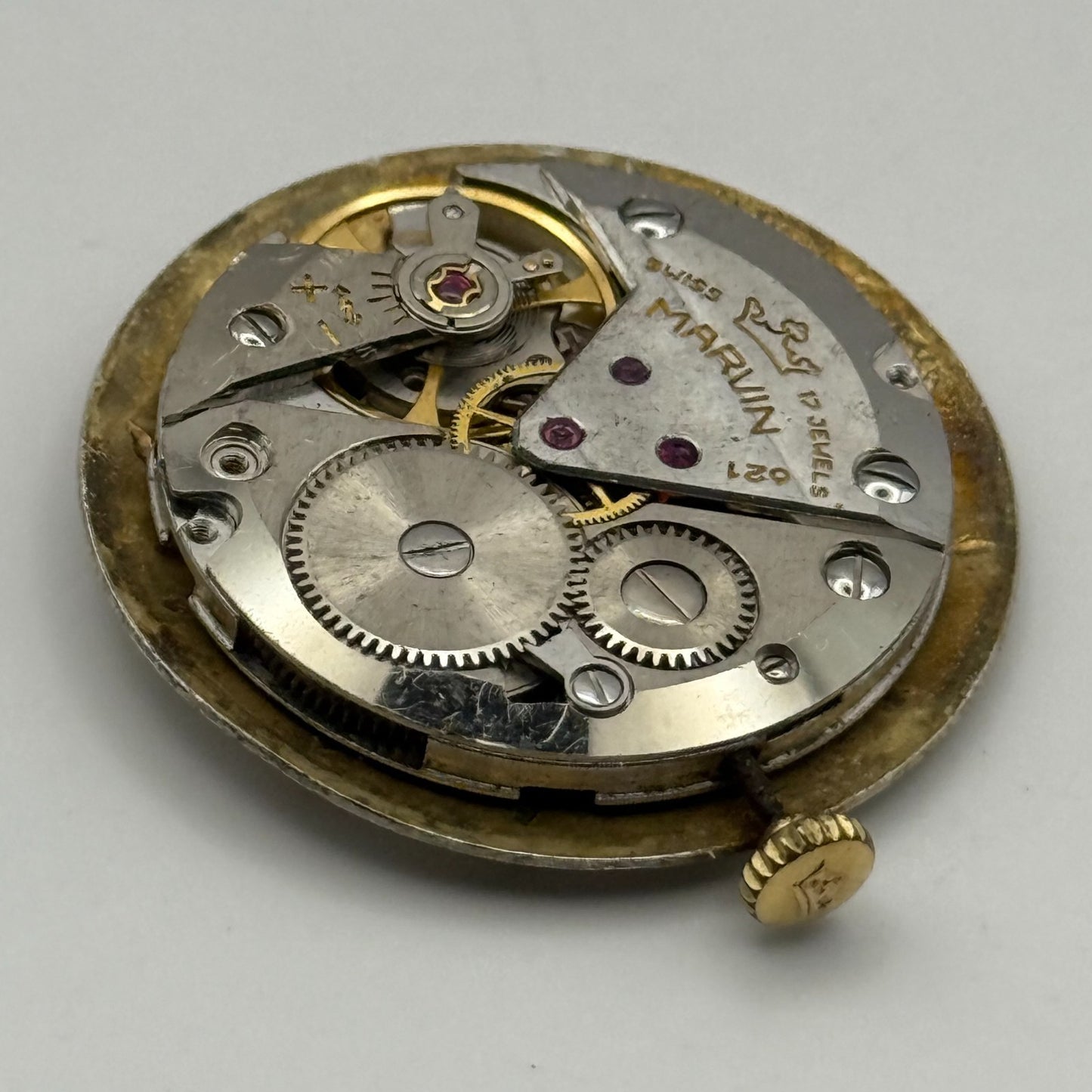 Marvin 621 Watch Movement Manual Wind Vintage Swiss 17 Jewels Parts 25.9mm