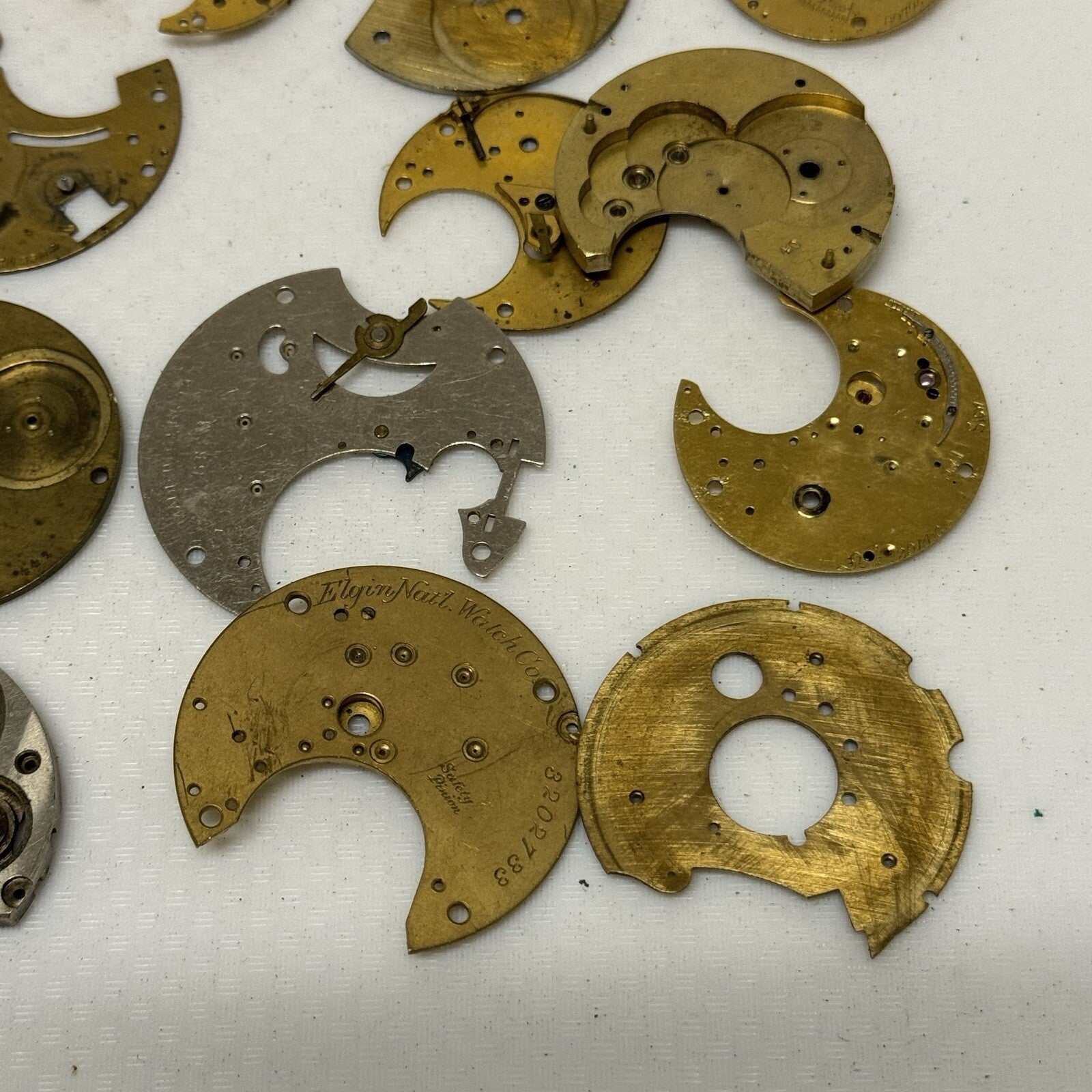 250 Grams Mixed Small Pocket Watch Movement Parts Watchmakers Job Lot Spares