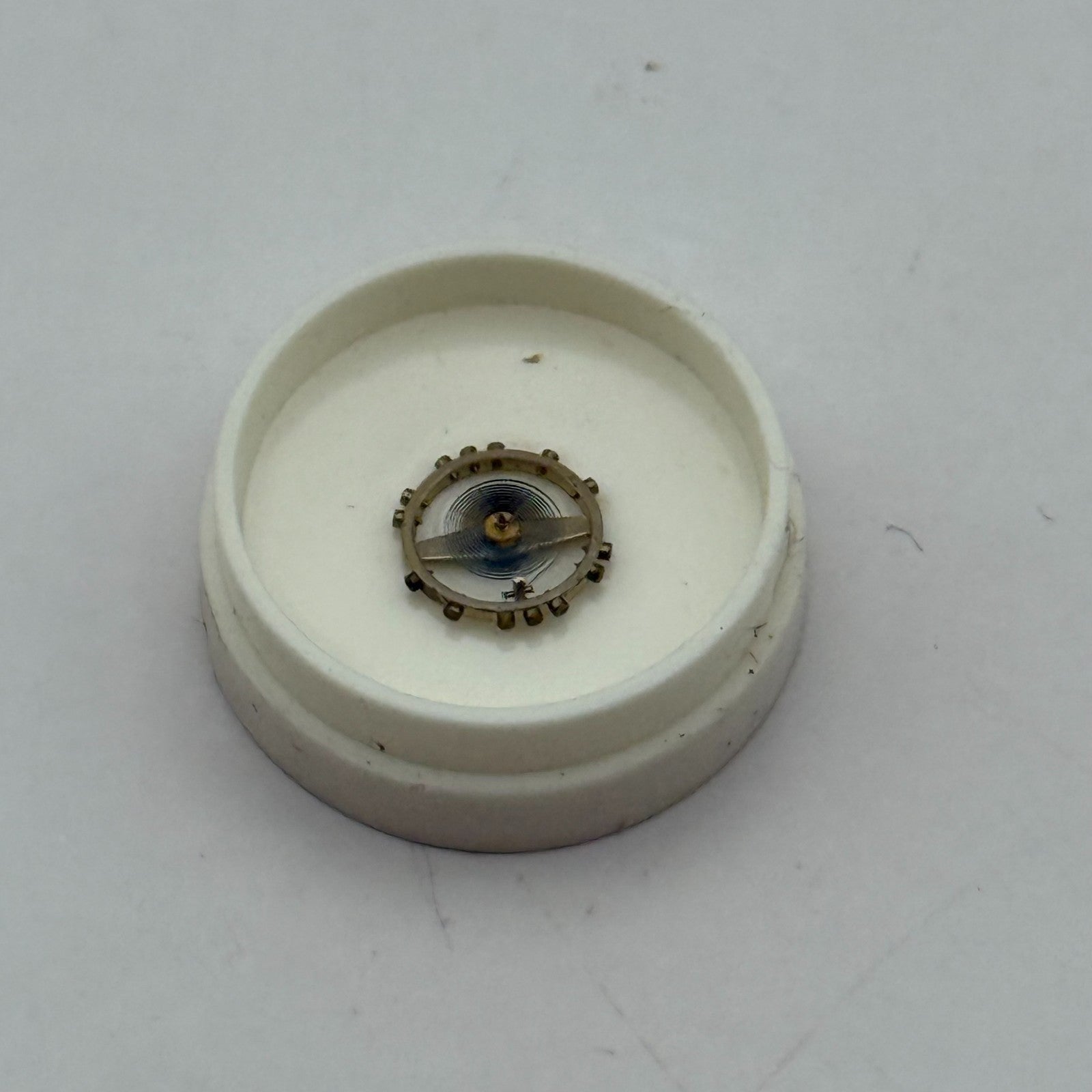 AS 976 1012 Balance Wheel Complete And Spring  532 M Watch Movement Parts NOS