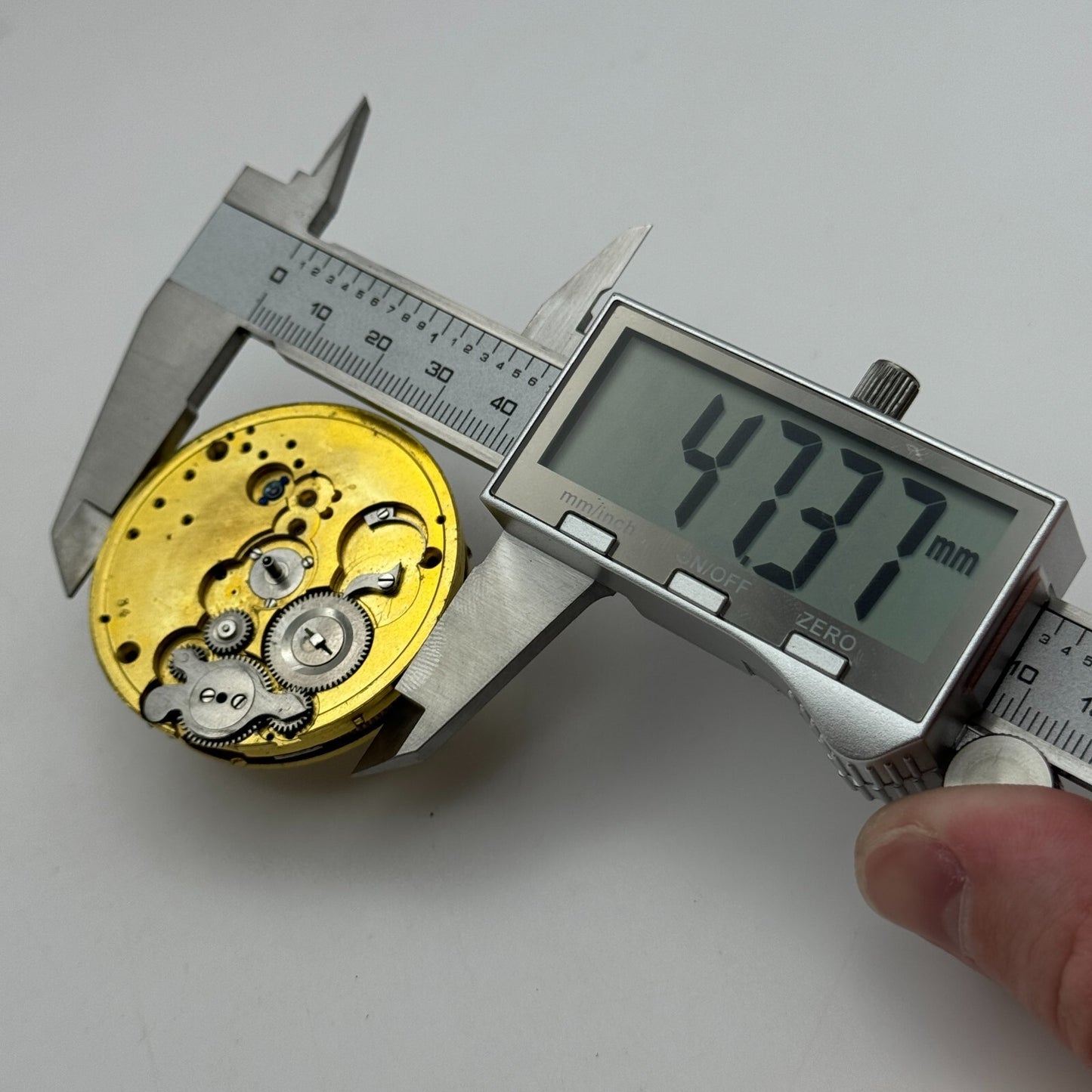 47.3mm Antique E Wineberg Walsall Pocket Watch Movement PARTS REPAIR SPARES