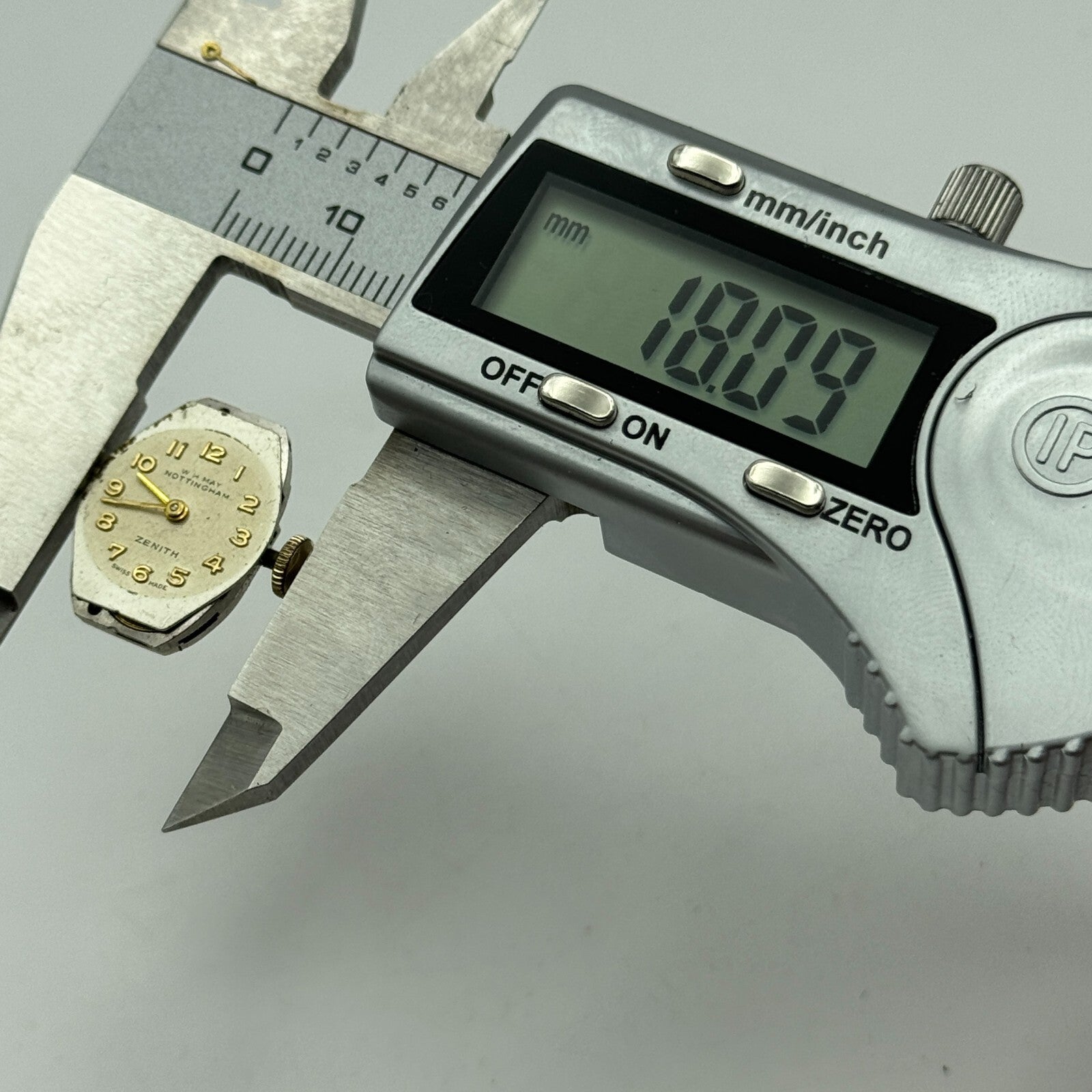 12.8mm Ladies Zenith Cal 525 W H May Nottingham Manual Wind Watch Movement PARTS