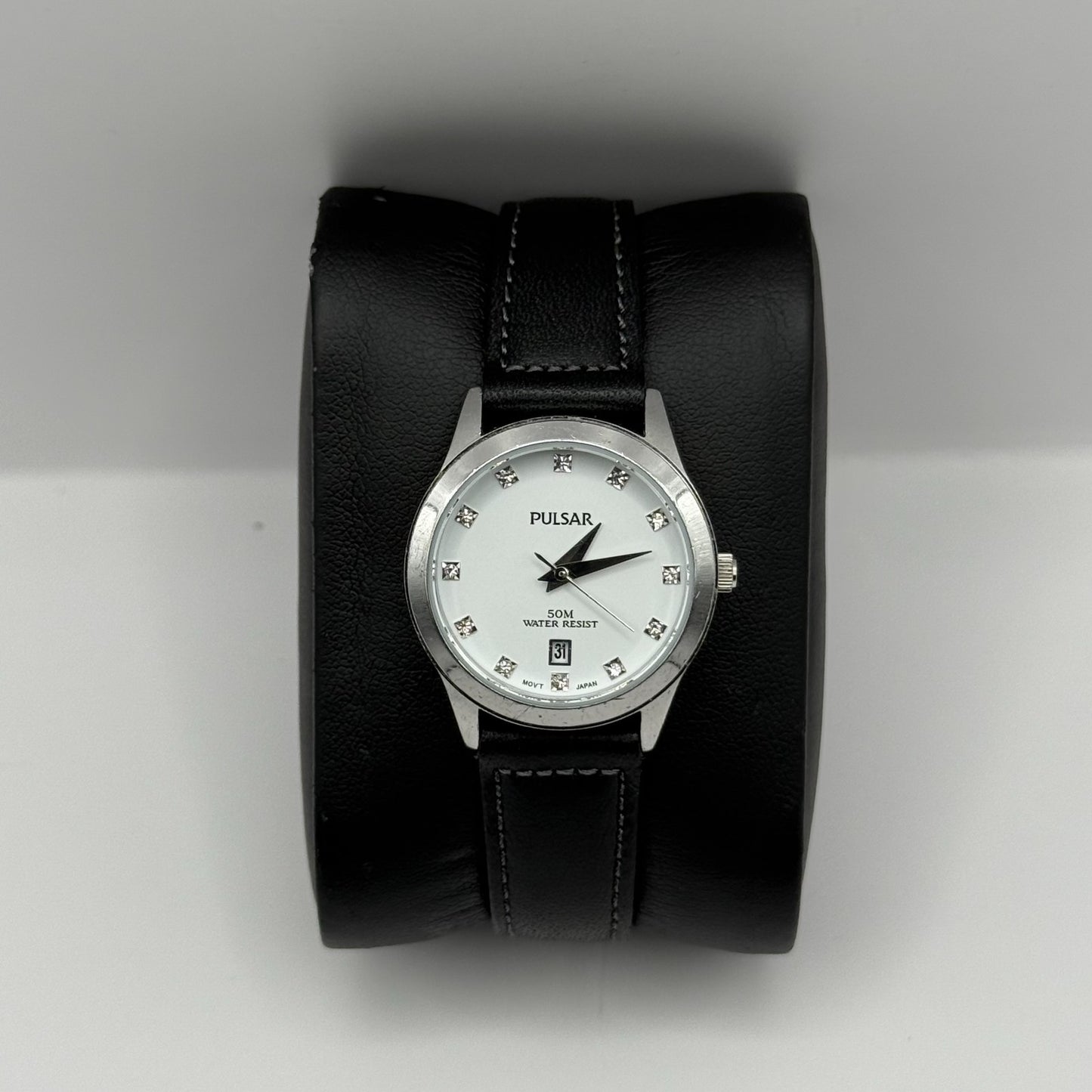 Pulsar Ladies Quartz Watch Date Dial Diamond Markers Leather Strap Working 27mm