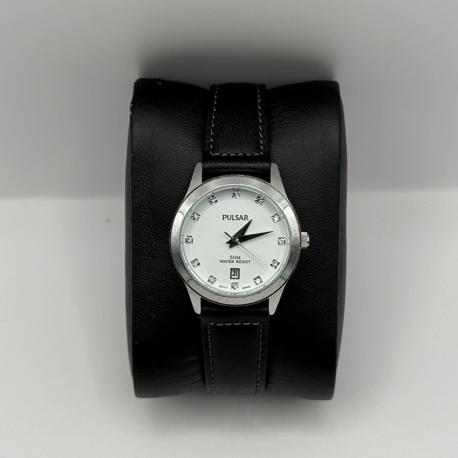 Pulsar Ladies Quartz Watch Date Dial Diamond Markers Leather Strap Working 27mm