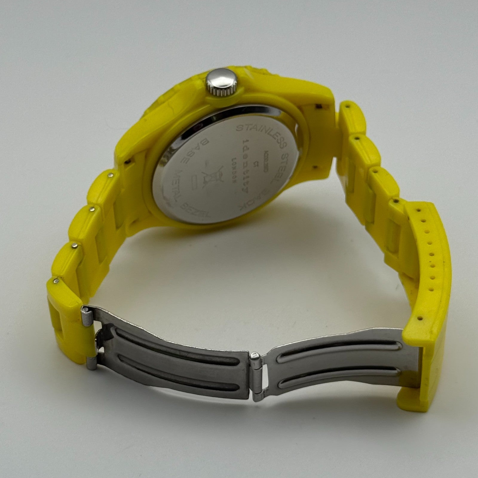 Identity London Unisex Kids Yellow Quartz Watch Bracelet Working 42mm
