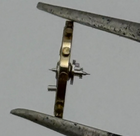 FEF 6600 Balance Wheel Complete And Spring  1181 M Watch Movement Parts NOS